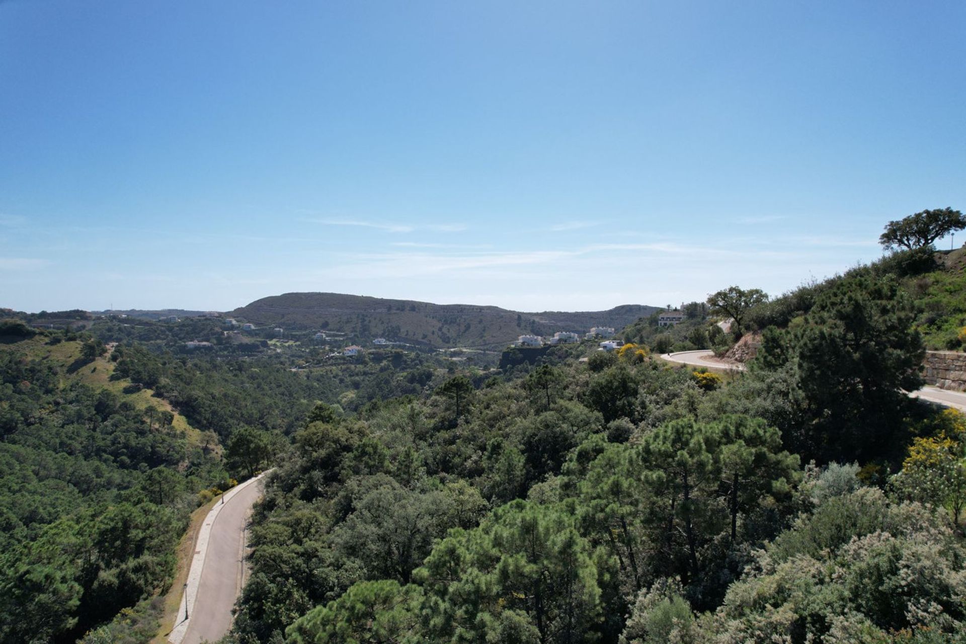 Tanah di Benahavis, Andalusia 11874395