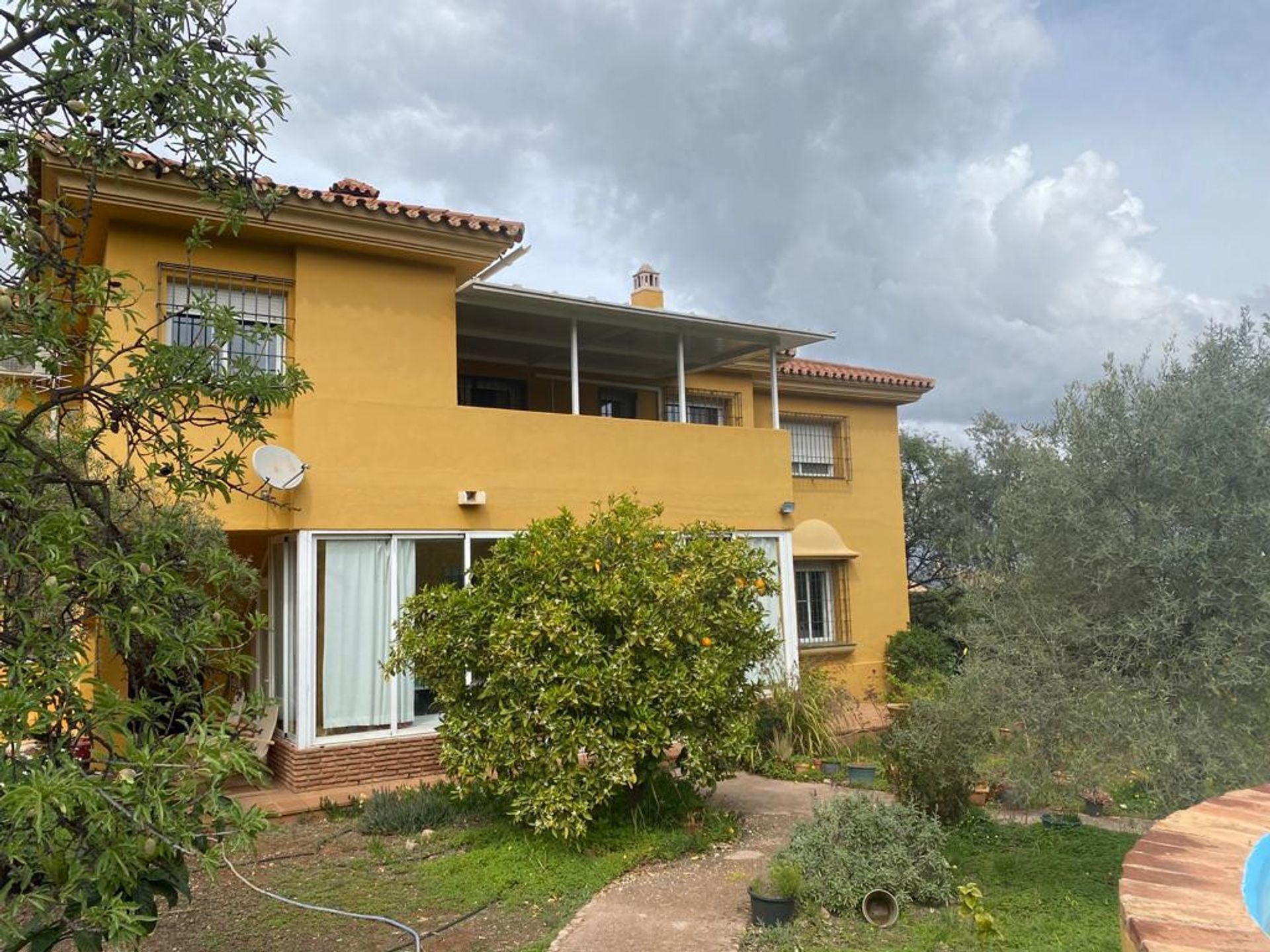 House in Alhaurín de la Torre, Andalusia 11874425