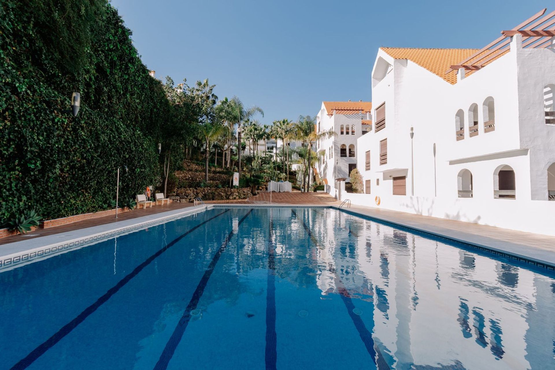 Condominium in Marbella, Andalucía 11874438