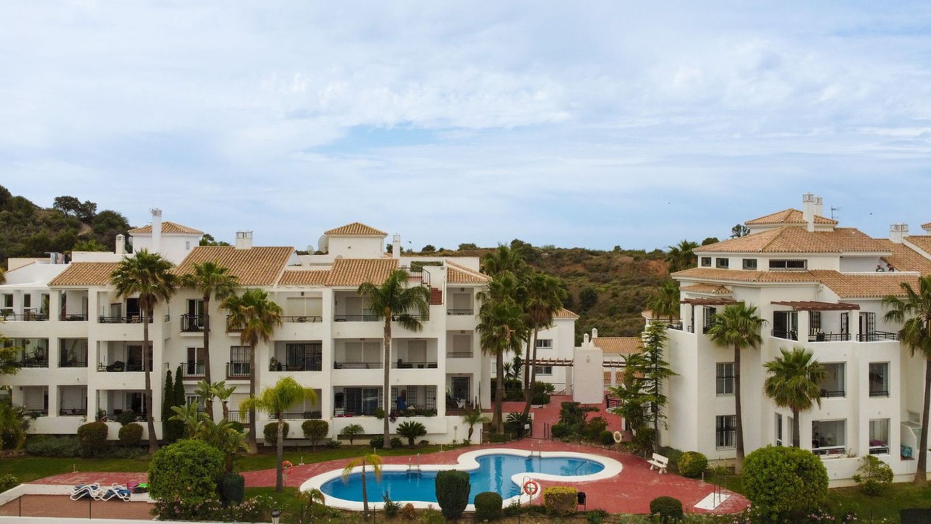 Condominium dans Alhaurín el Grande, Andalusia 11875429