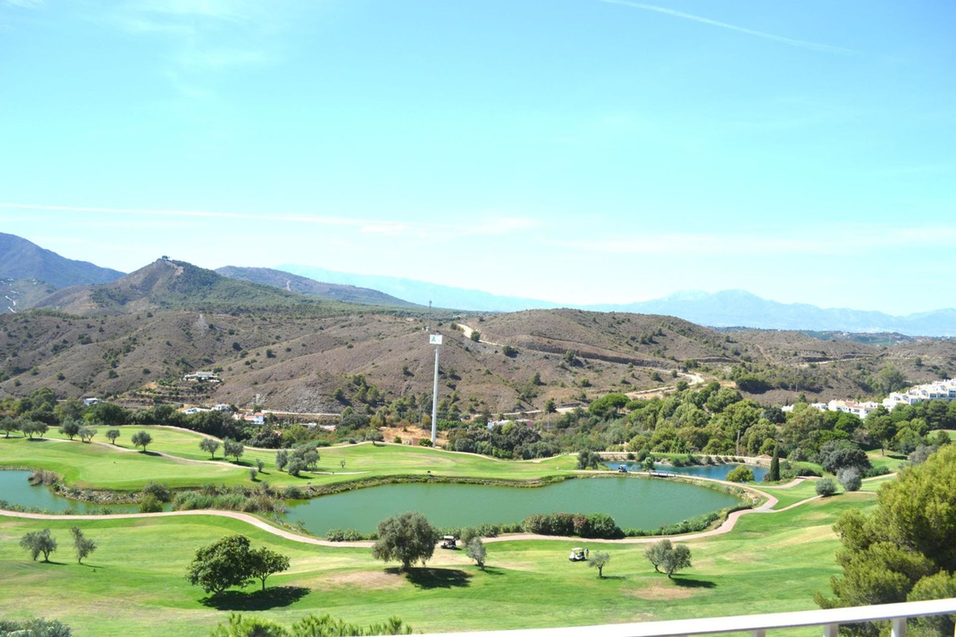 Eigentumswohnung im Alhaurín el Grande, Andalusia 11875451