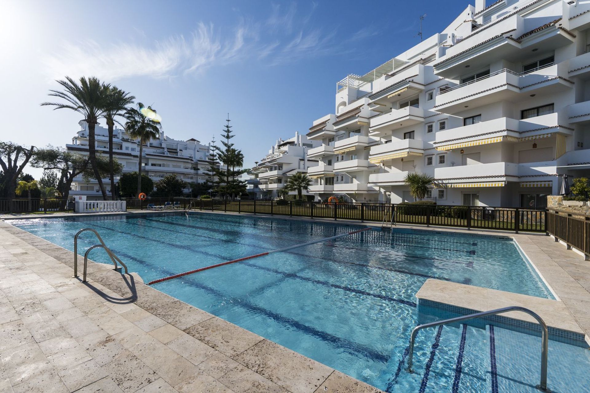 Condominium in Marbella, Andalusia 11875539