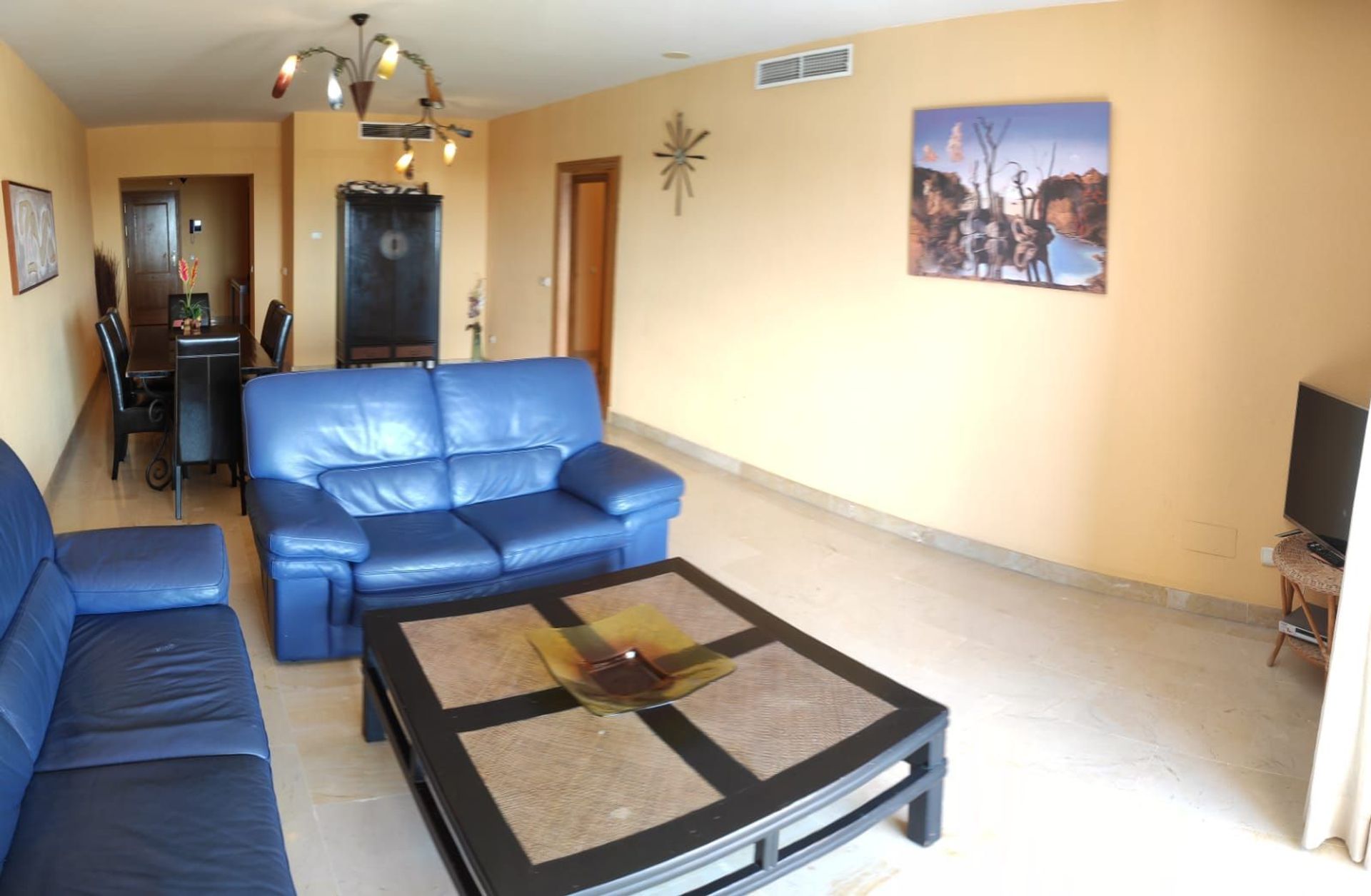 Condominium dans San Pedro de Alcántara, Andalousie 11875675