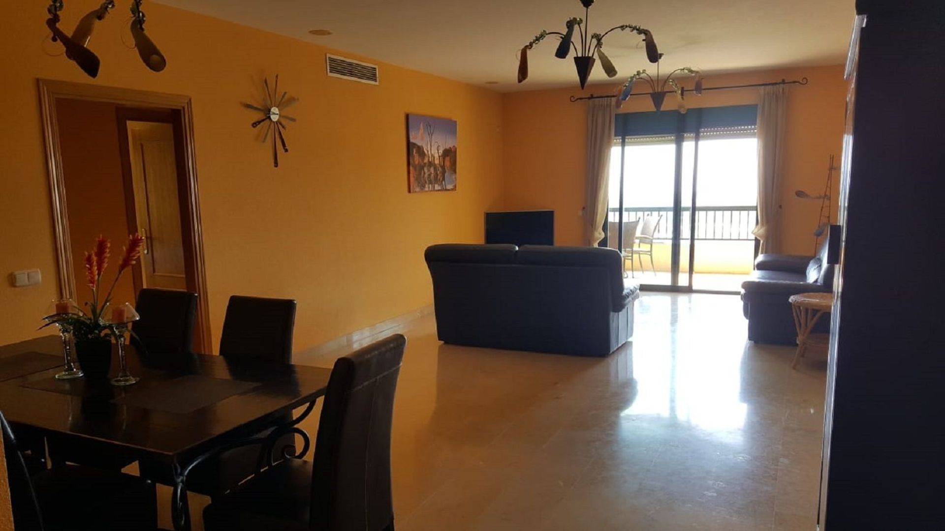 Condominium dans Estepona, Andalucía 11875675