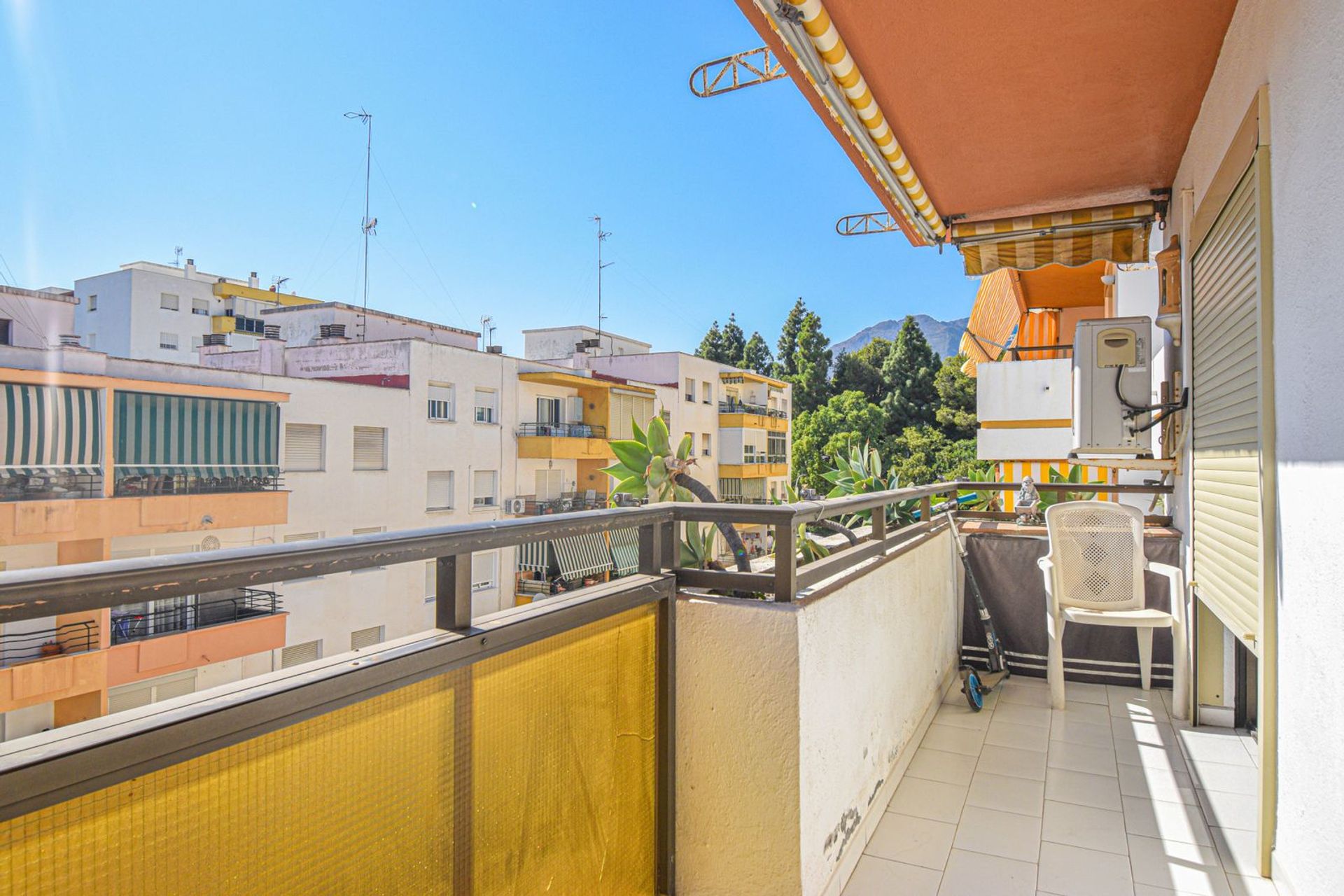 Condominium in Estepona, Andalusië 11875688