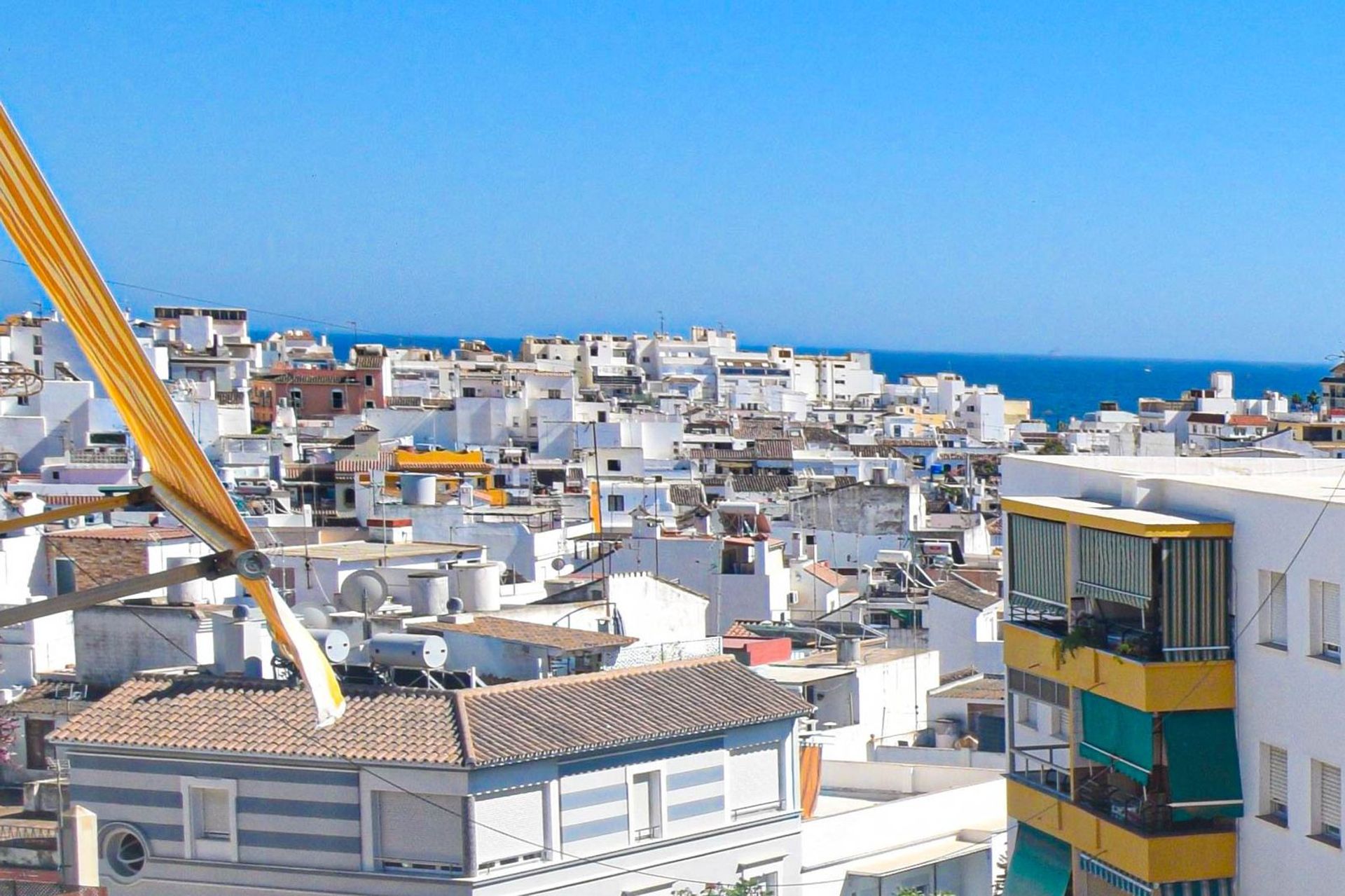 Condominium in Estepona, Andalusië 11875688