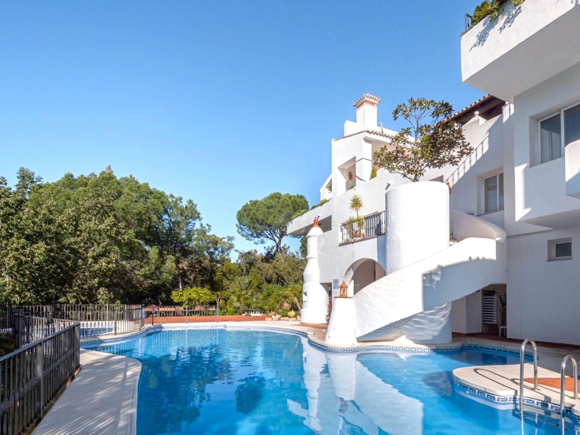 Condominio nel Benahavís, Andalucía 11876303