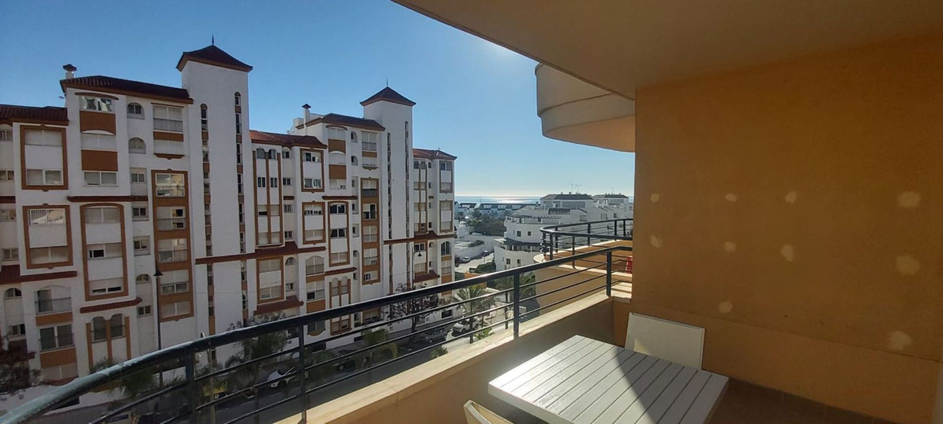 Kondominium dalam Estepona, Andalusia 11876317