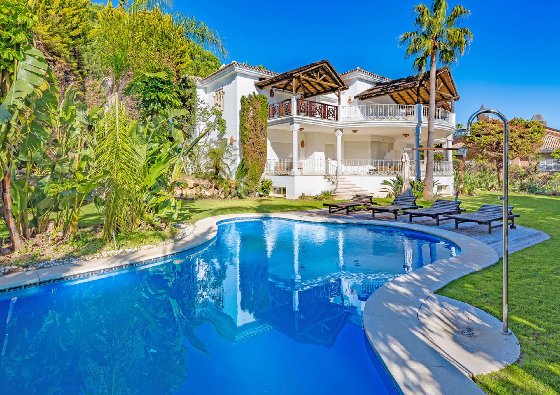 House in Marbella, Andalusia 11876416