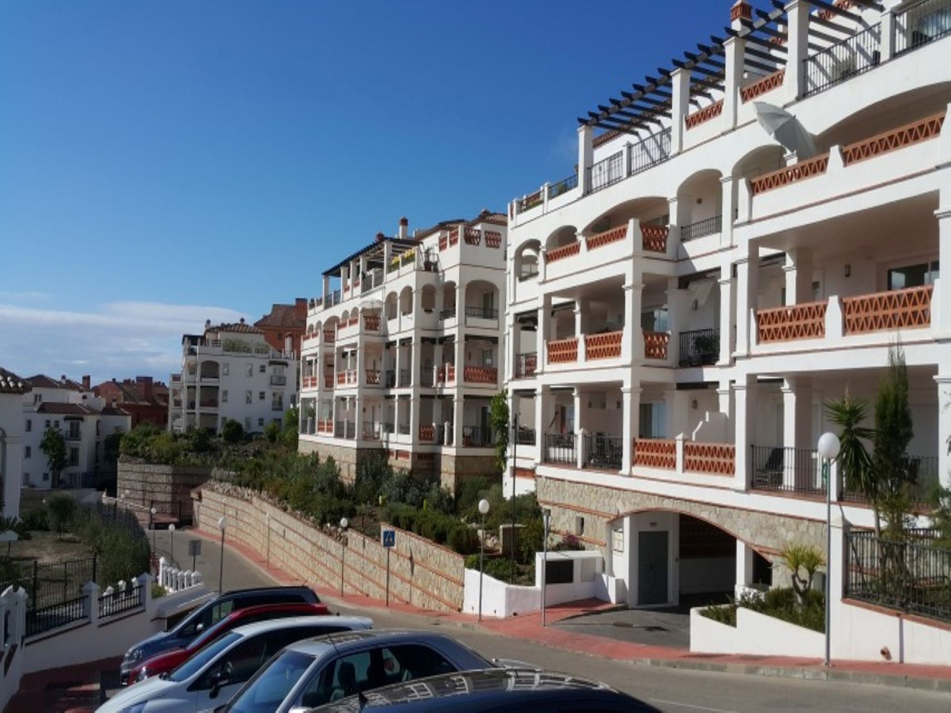 Condominium in Calahonda, Andalucía 11876619