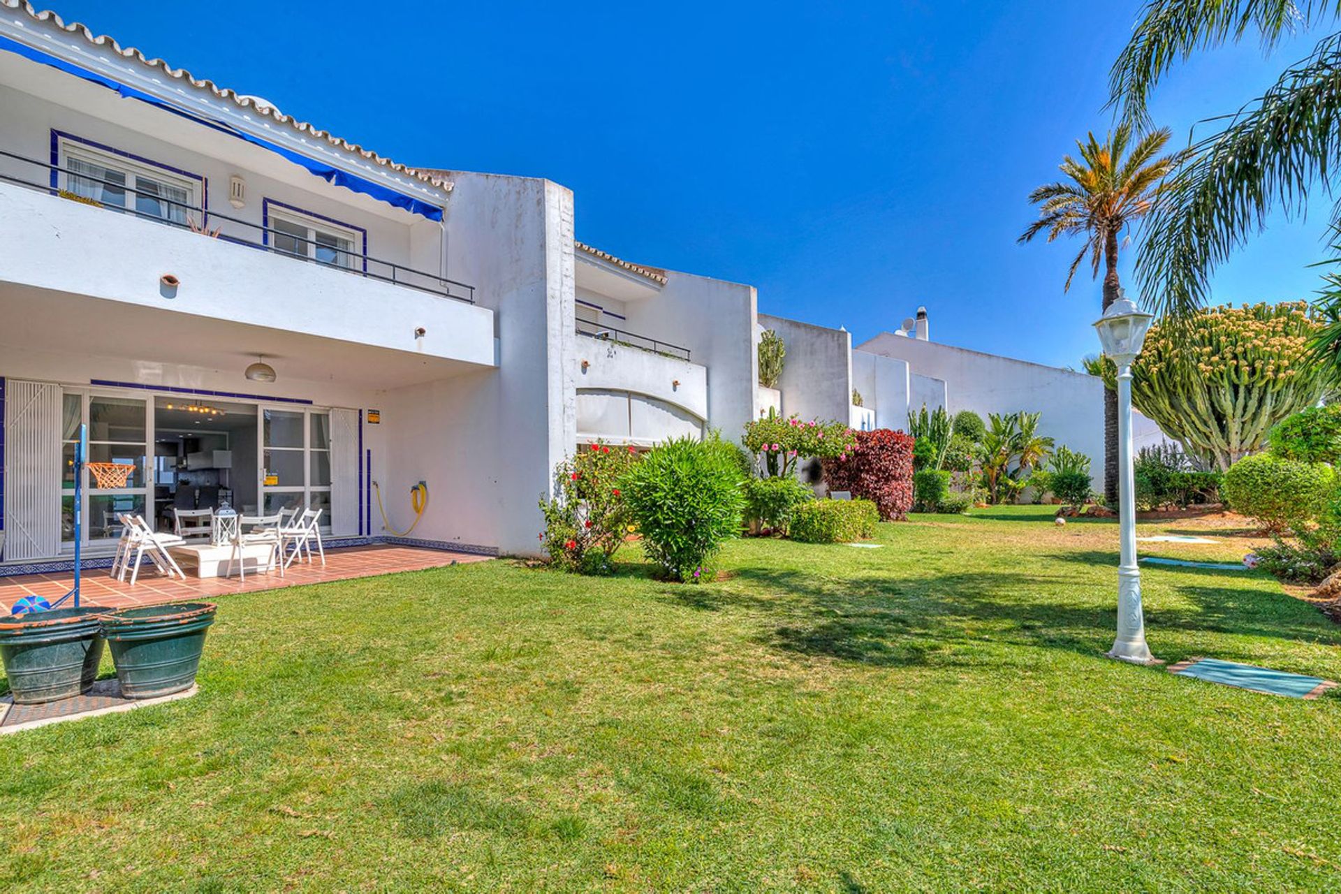 Casa nel Fuengirola, Andalusia 11876719