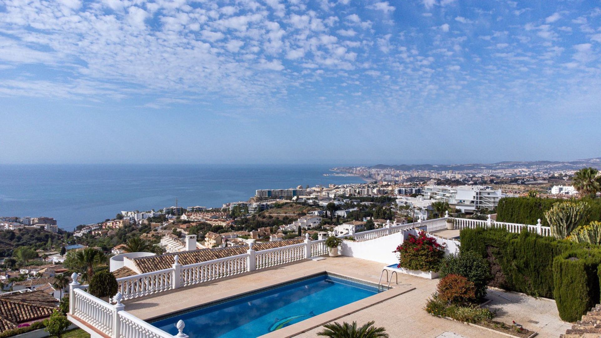 Casa nel Benalmádena, Andalusia 11876930