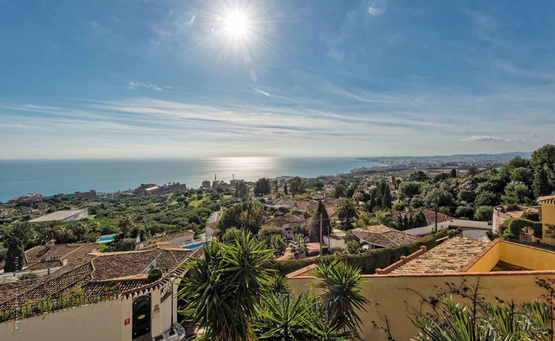 σπίτι σε Benalmádena, Andalucía 11877016