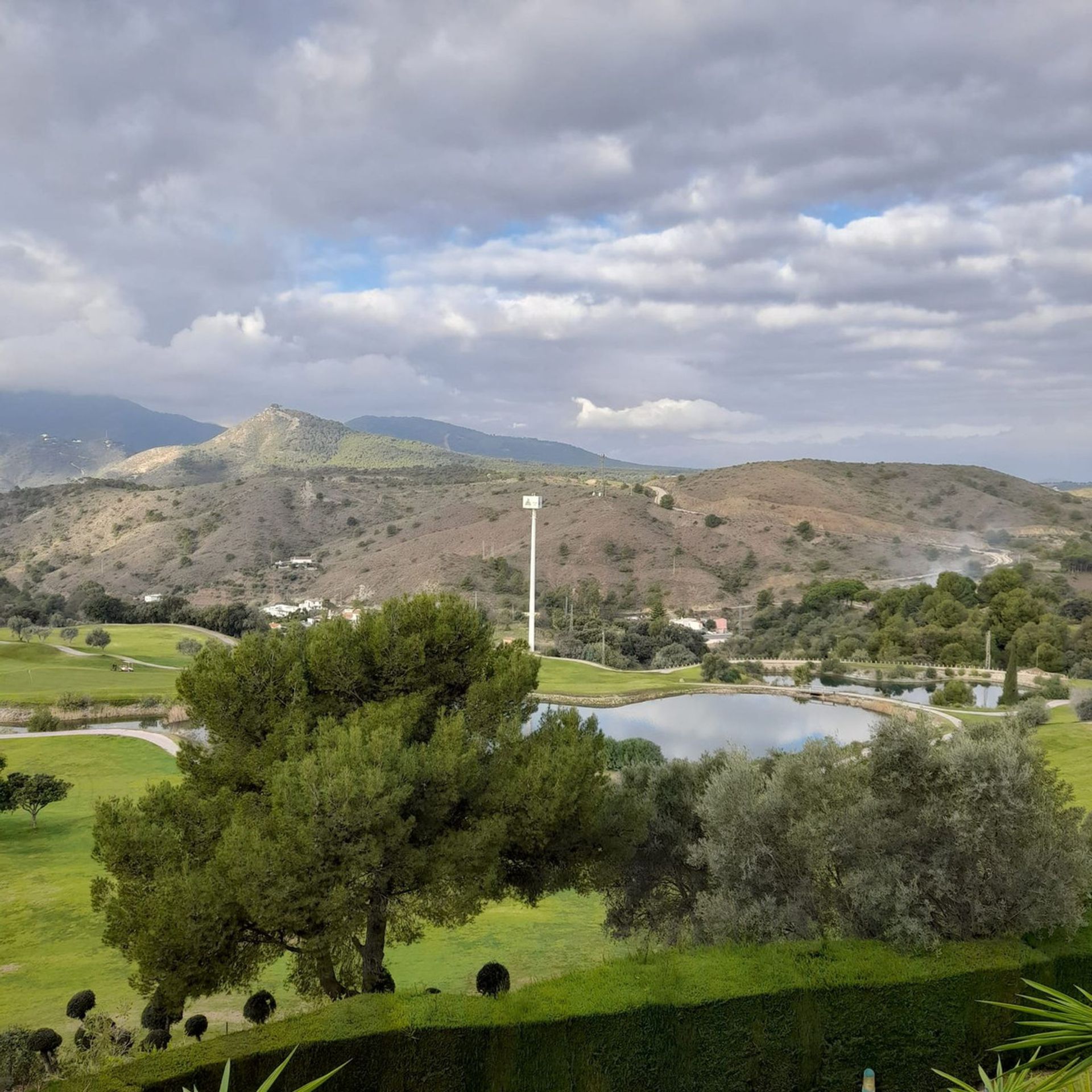 Condominium in Alhaurín el Grande, Andalusia 11877233