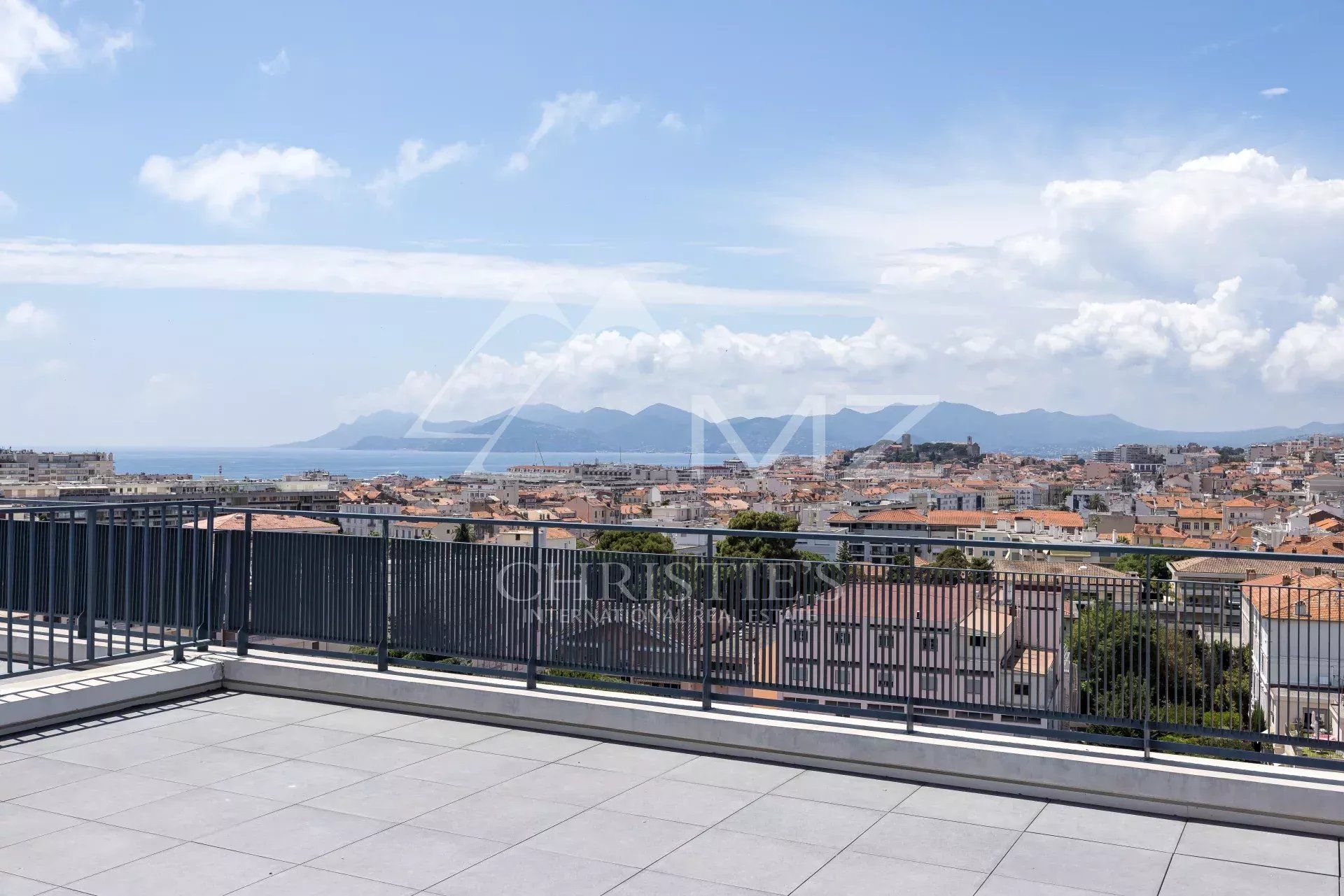 Condominium dans Cannes, Alpes-Maritimes 11877635