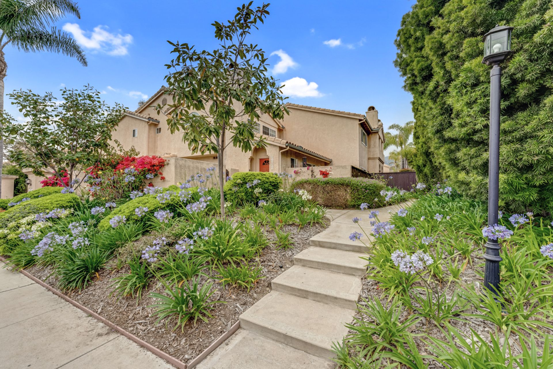 Condominium in Carpinteria, 4264 Carpinteria Avenue 11877868