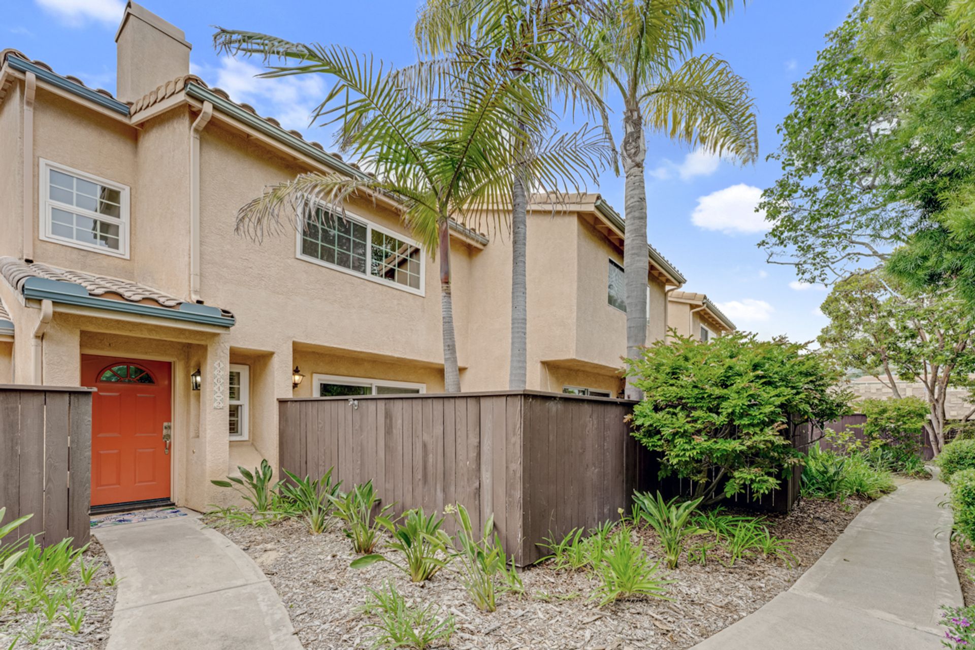 Condominium in Carpinteria, 4264 Carpinteria Avenue 11877868