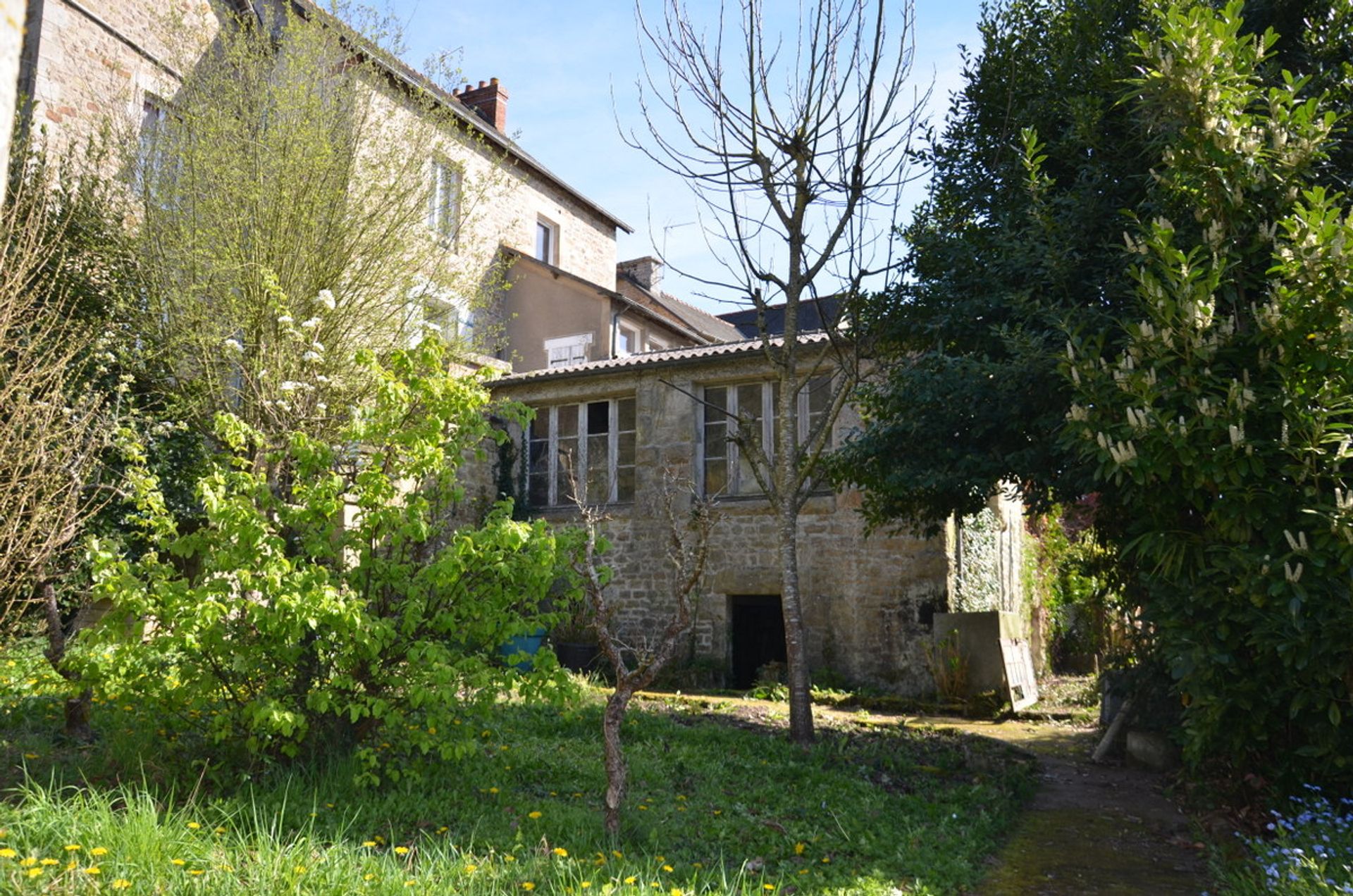 casa en Jugon-les-Lacs, Bretaña 11879056