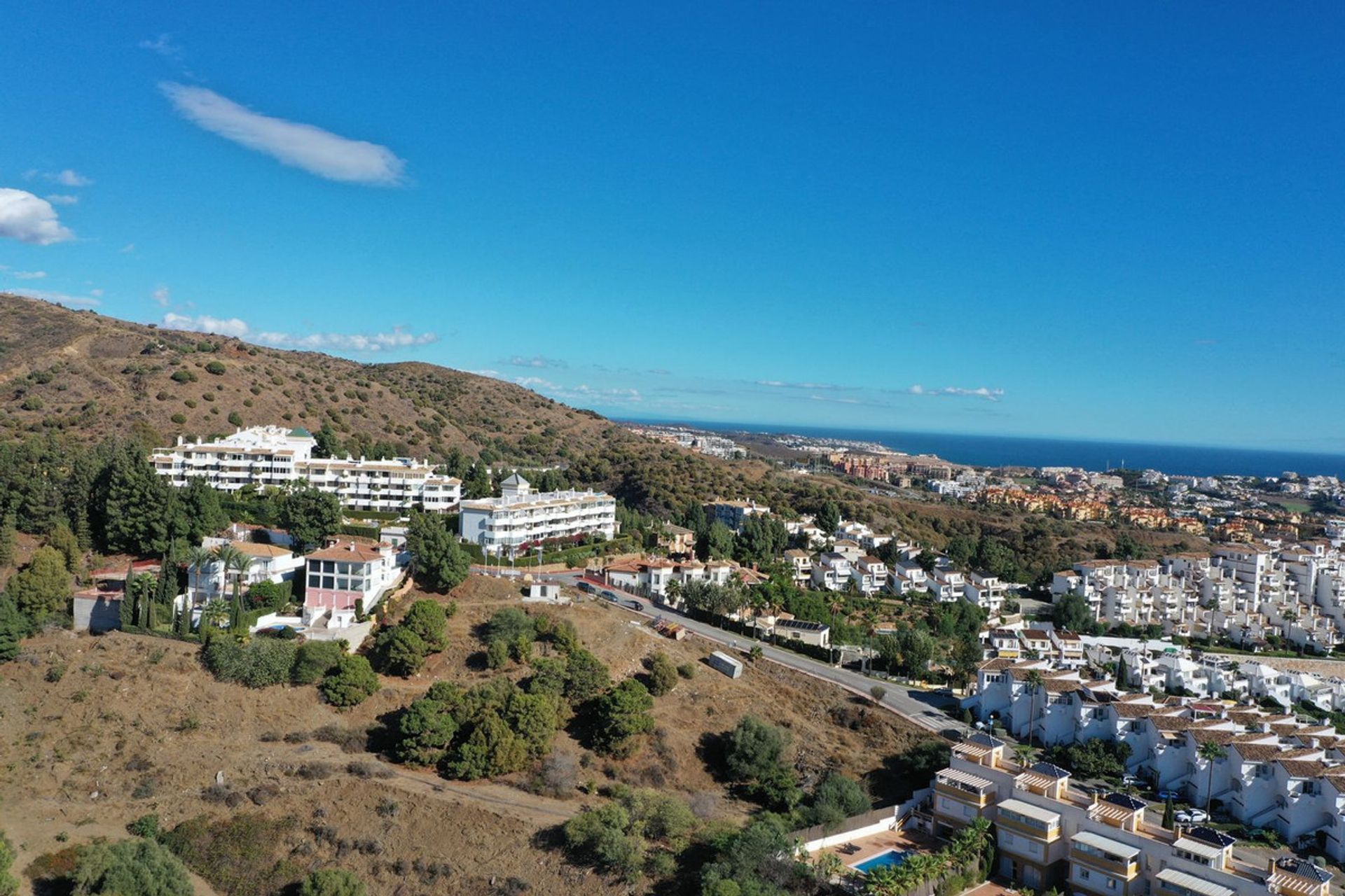 Land in Fuengirola, Andalusia 11879156