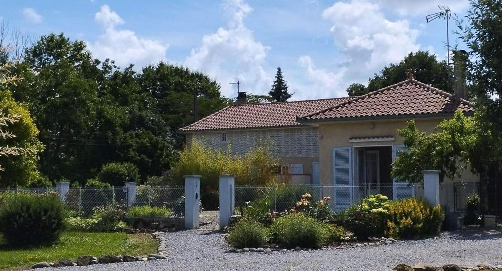 rumah dalam Marciac, Occitanie 11879167