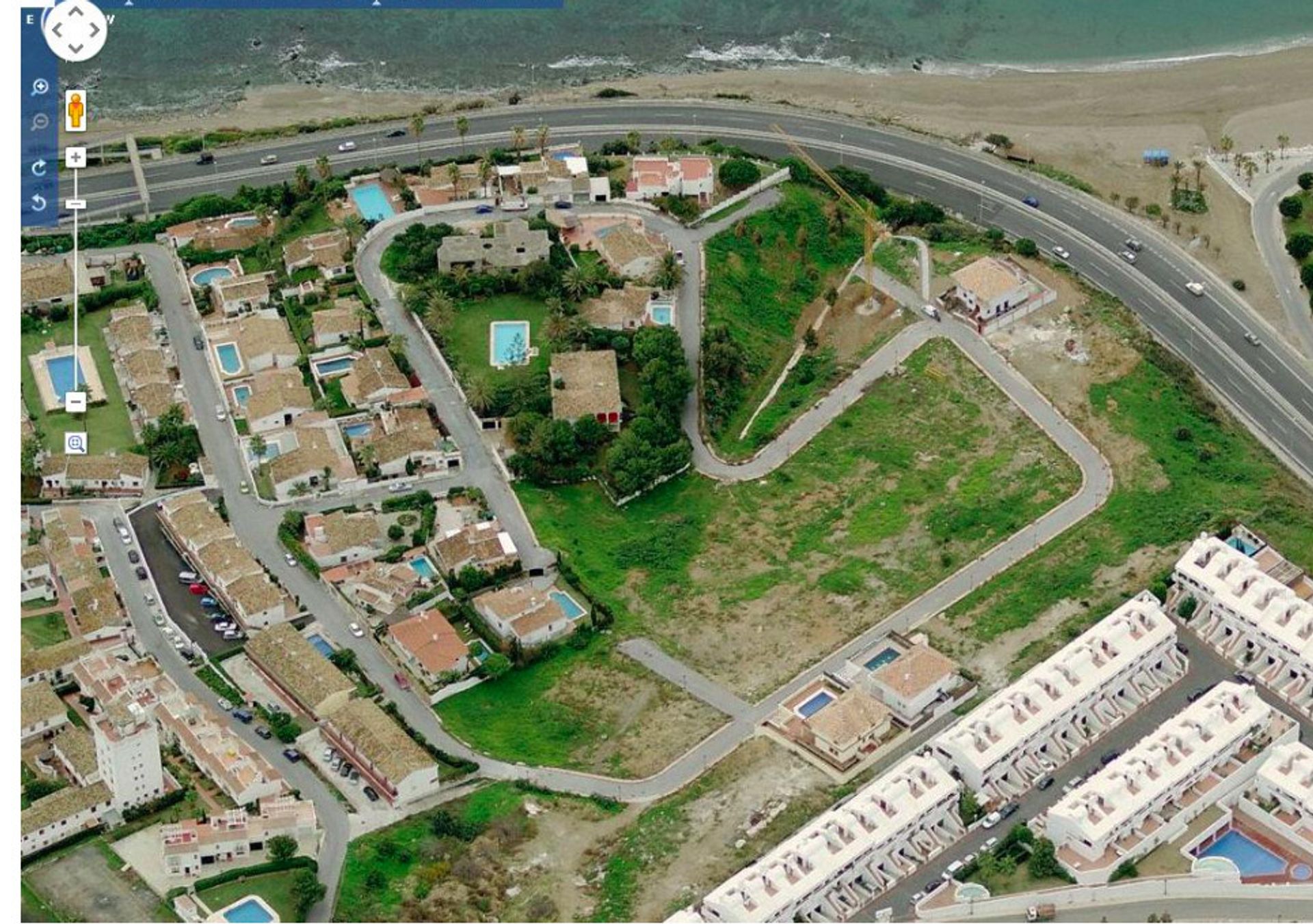 Land in Fuengirola, Andalusia 11879381