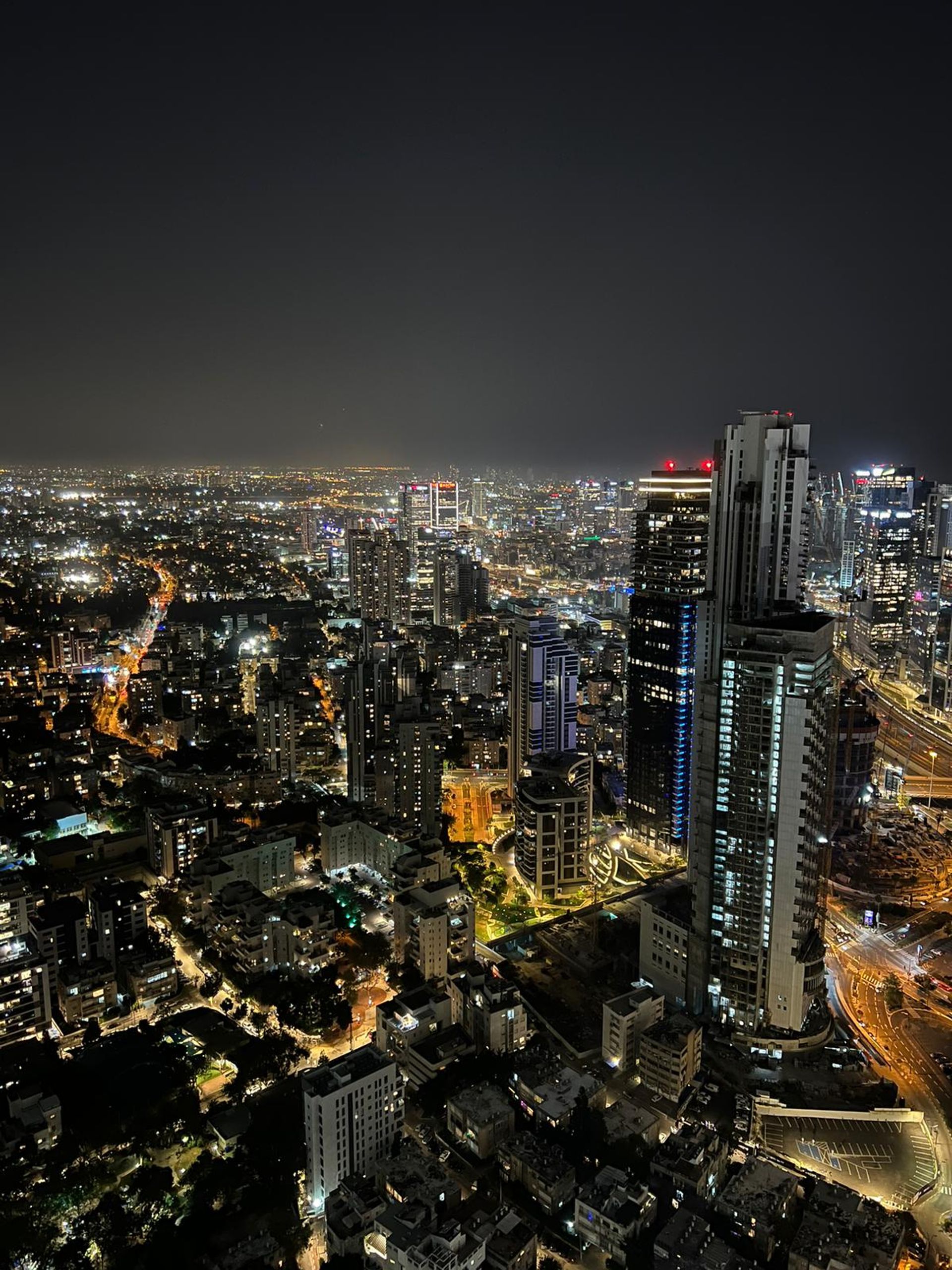 Condominium in Ramat Gan, 7 Zeev Jabotinsky Street 11880065