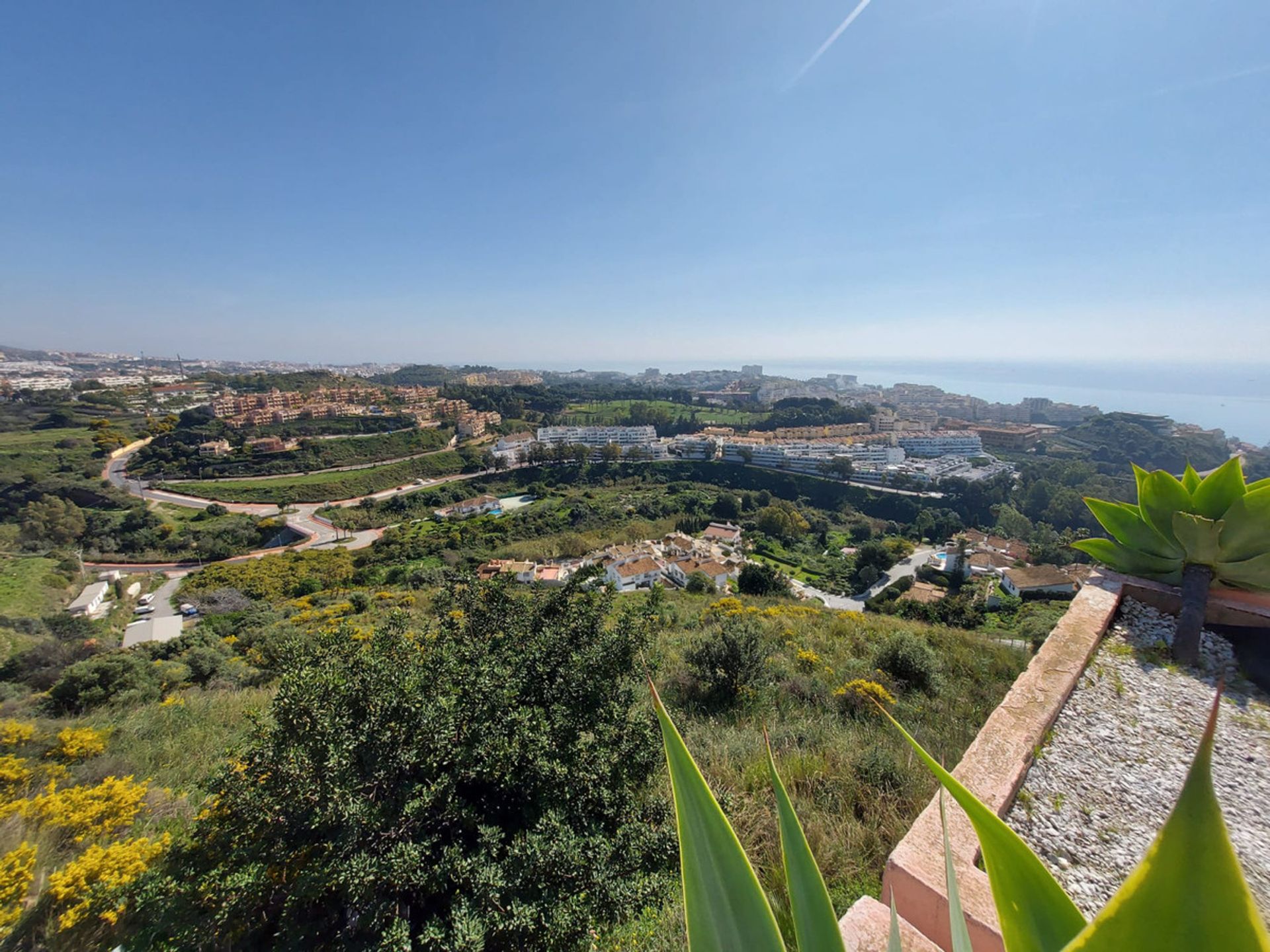 Land in Benalmadena, Andalusia 11881341