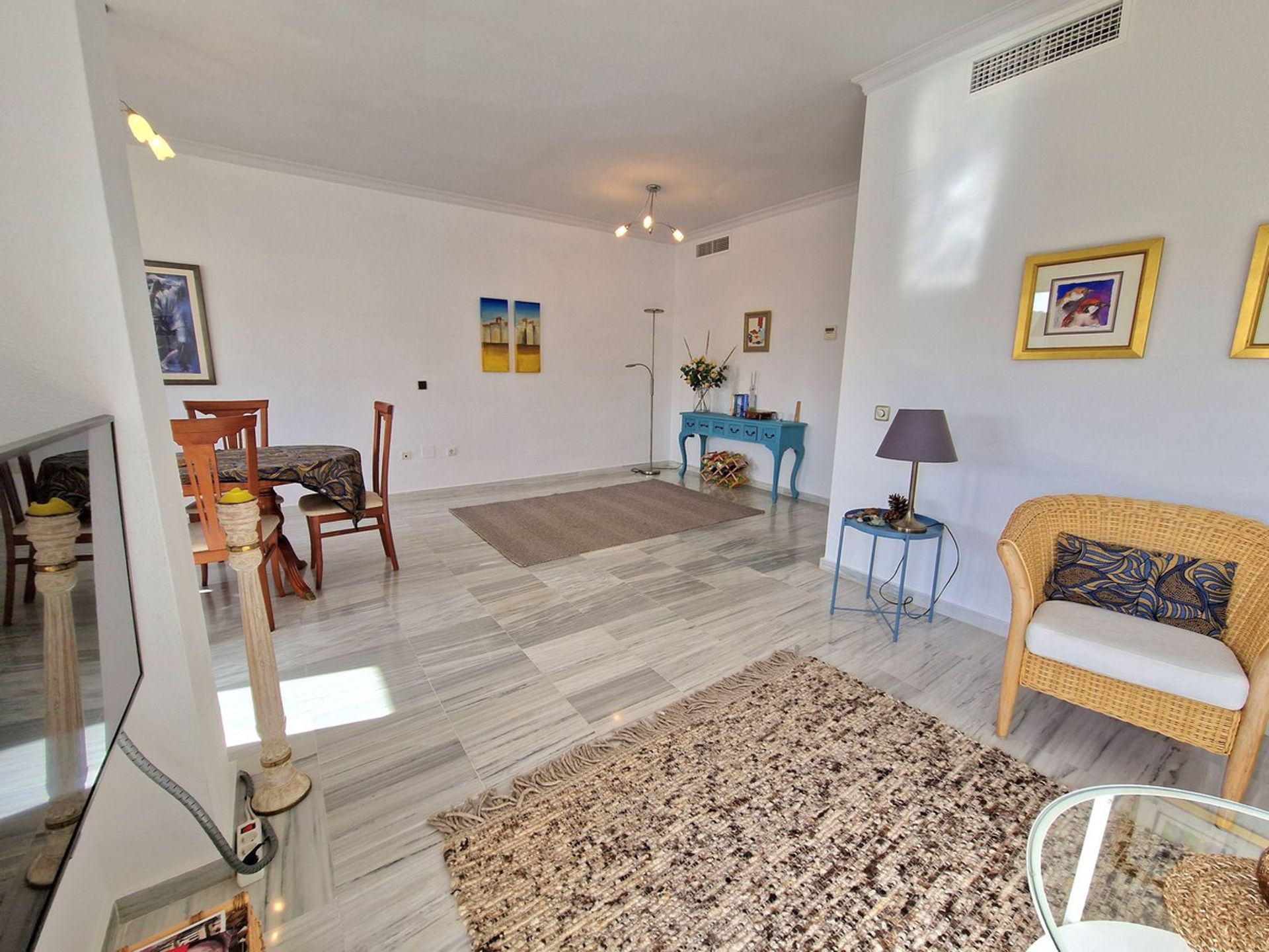 Condominium in Alhaurín el Grande, Andalusia 11881374