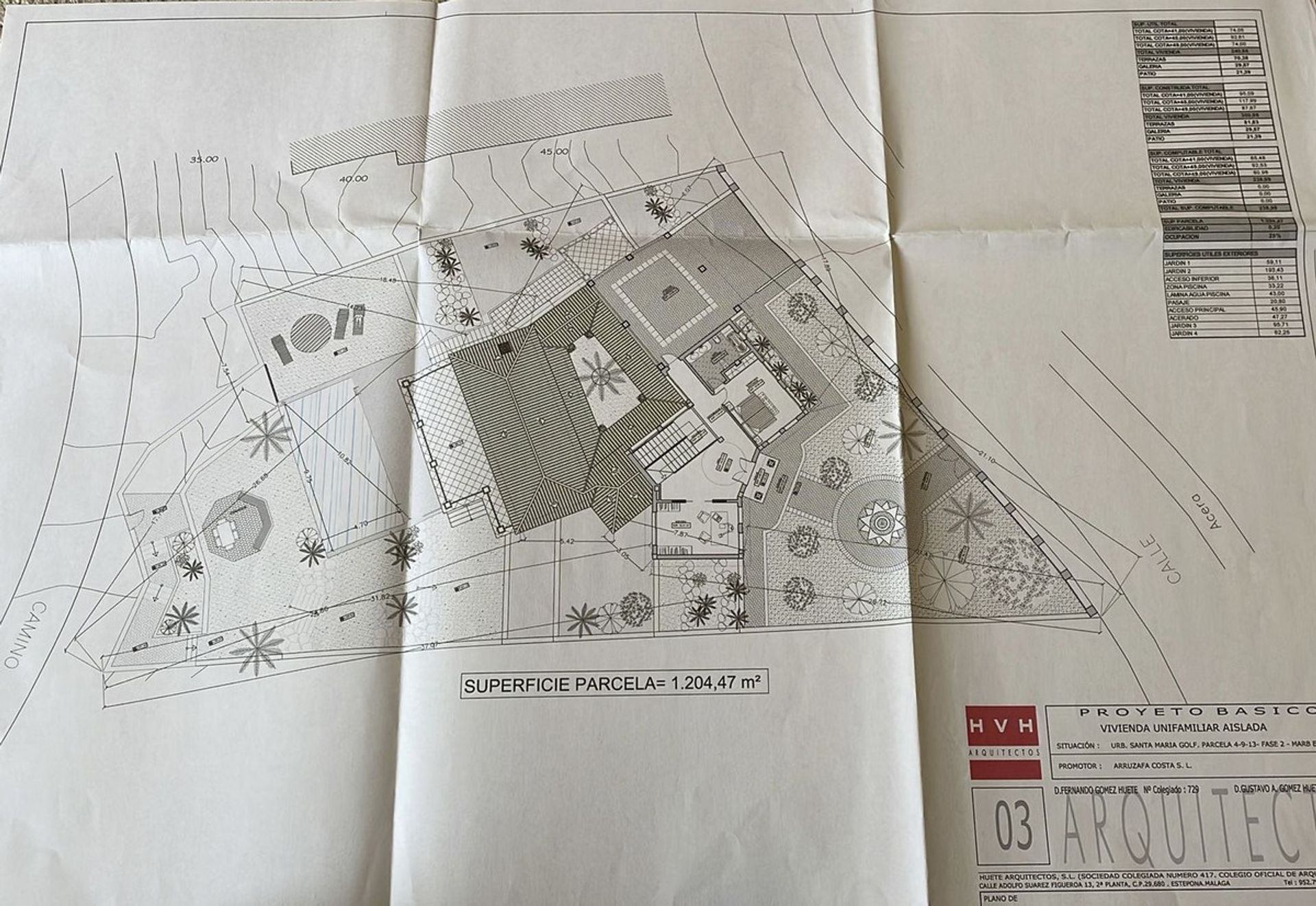 Land in Marbella, Andalucía 11881441