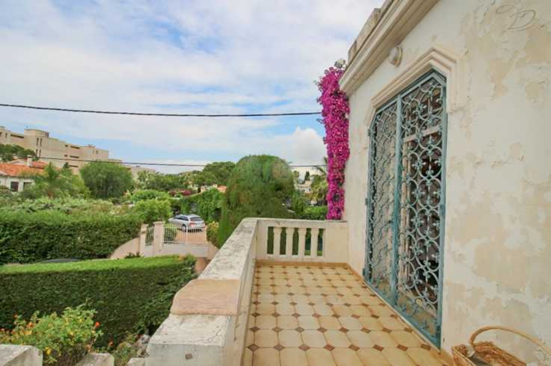 House in Antibes, Provence-Alpes-Cote d'Azur 11882570