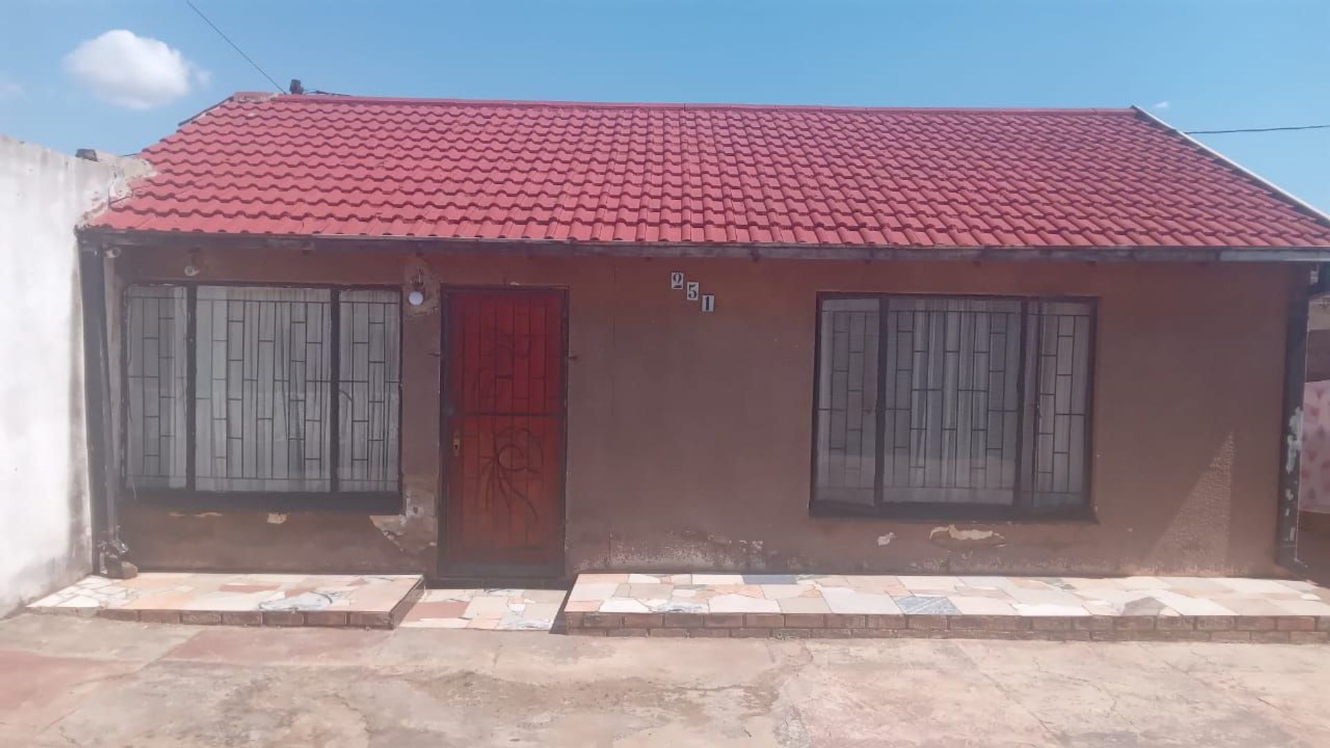 rumah dalam Springs, Gauteng 11883494