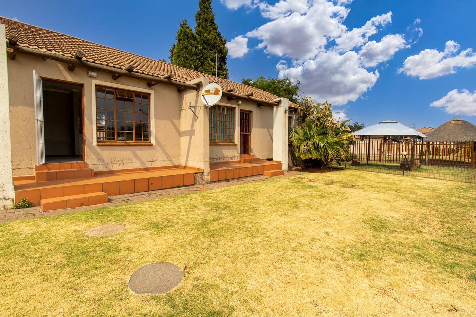 Συγκυριαρχία σε Roodepoort, Gauteng 11883533