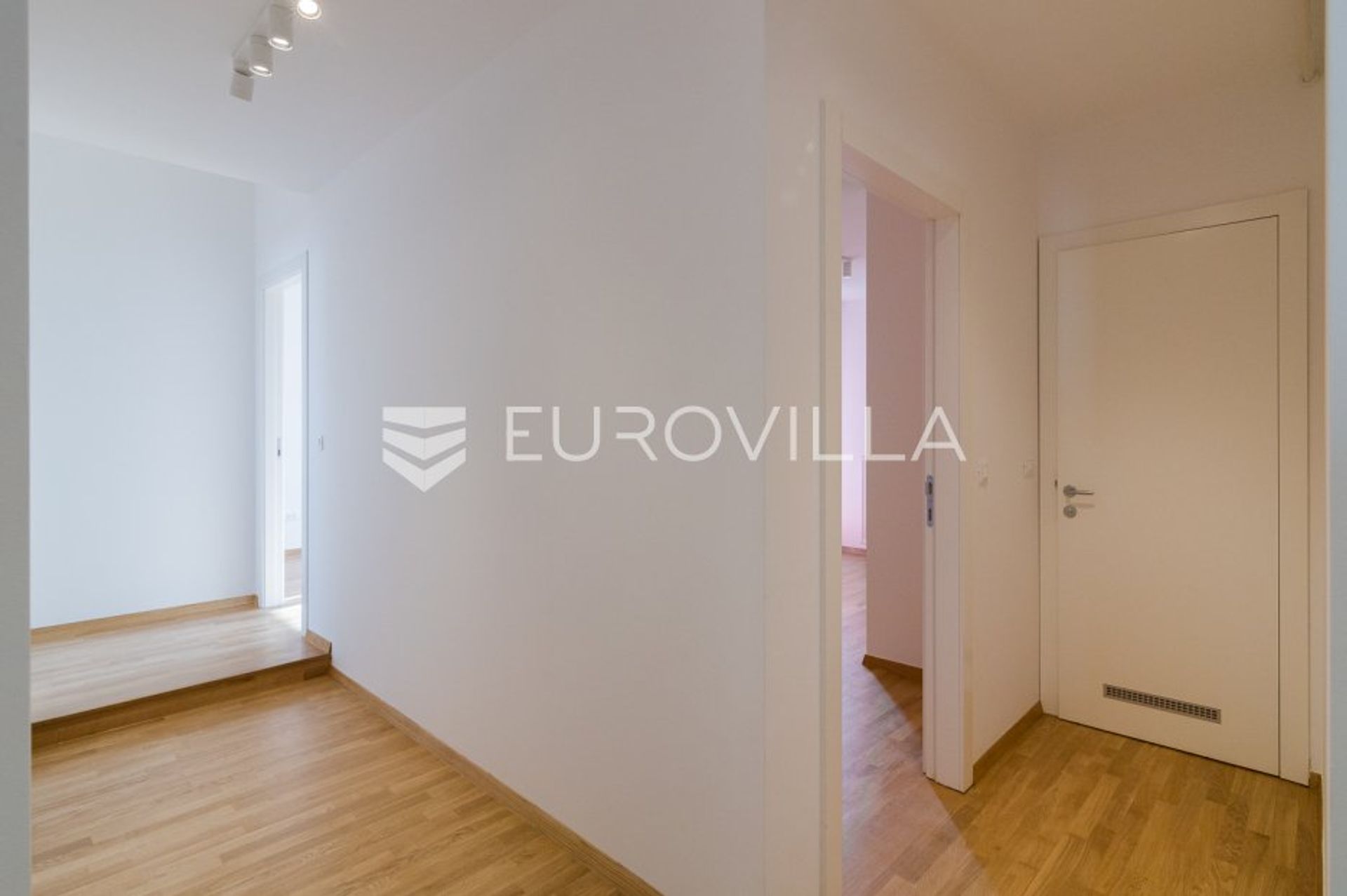 Condominium dans Zagreb, Zagreb, Grad 11883716