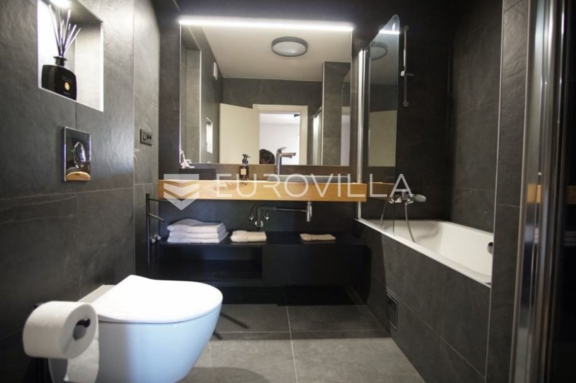 Condominio nel Rovinj, Istarska županija 11884135