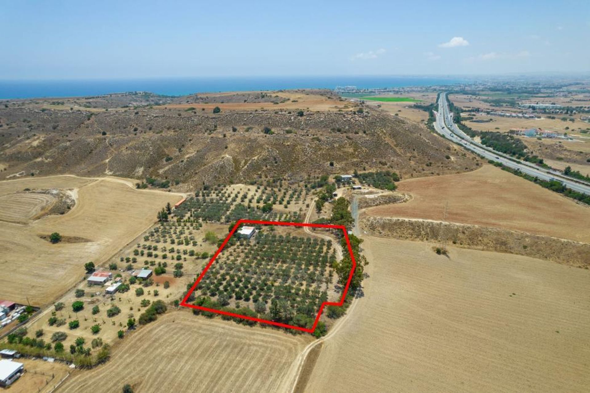 Land im Voroklini, Larnaka 11884306