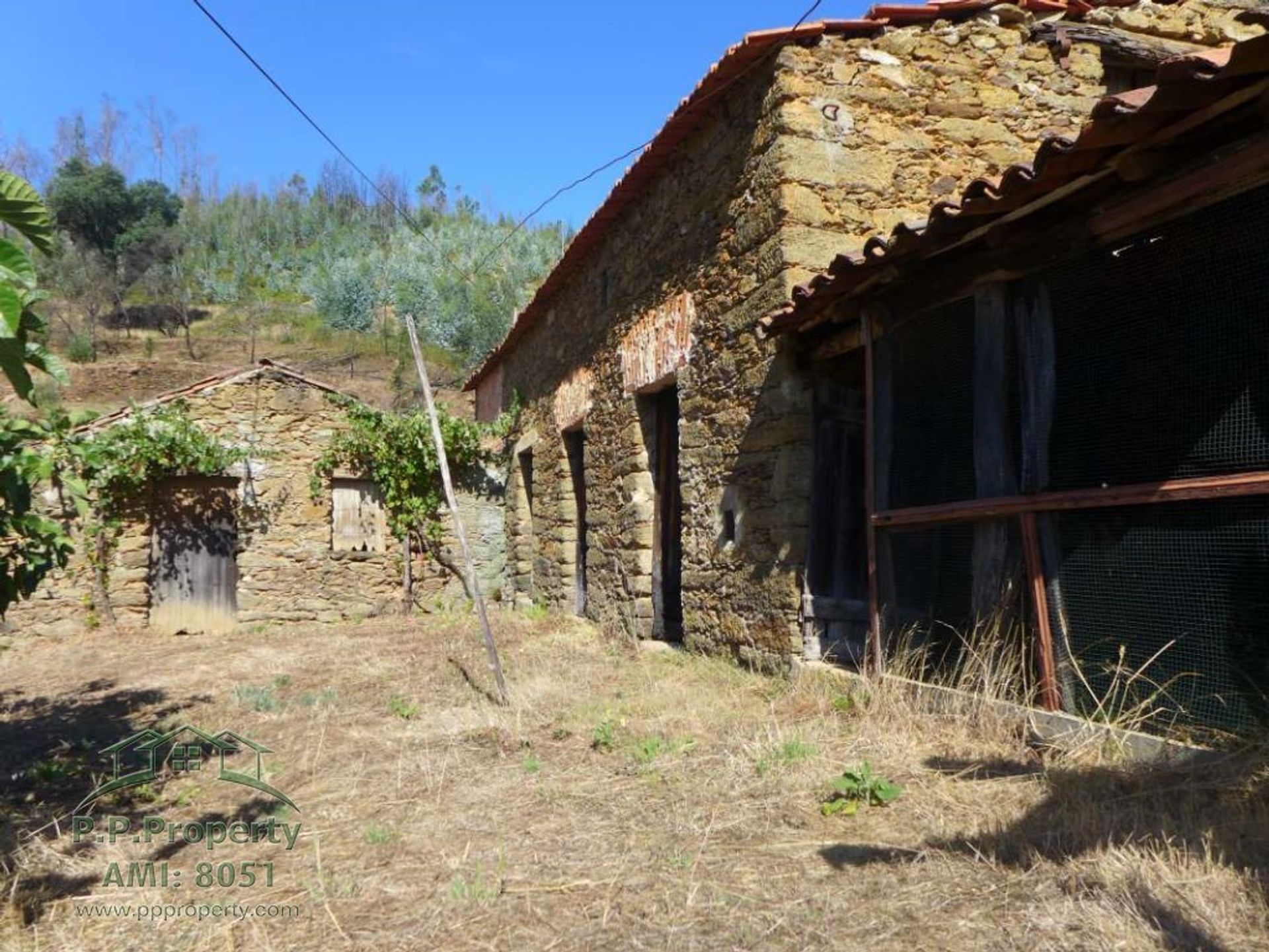 Rumah di Figueiró dos Vinhos, Leiria 11884653