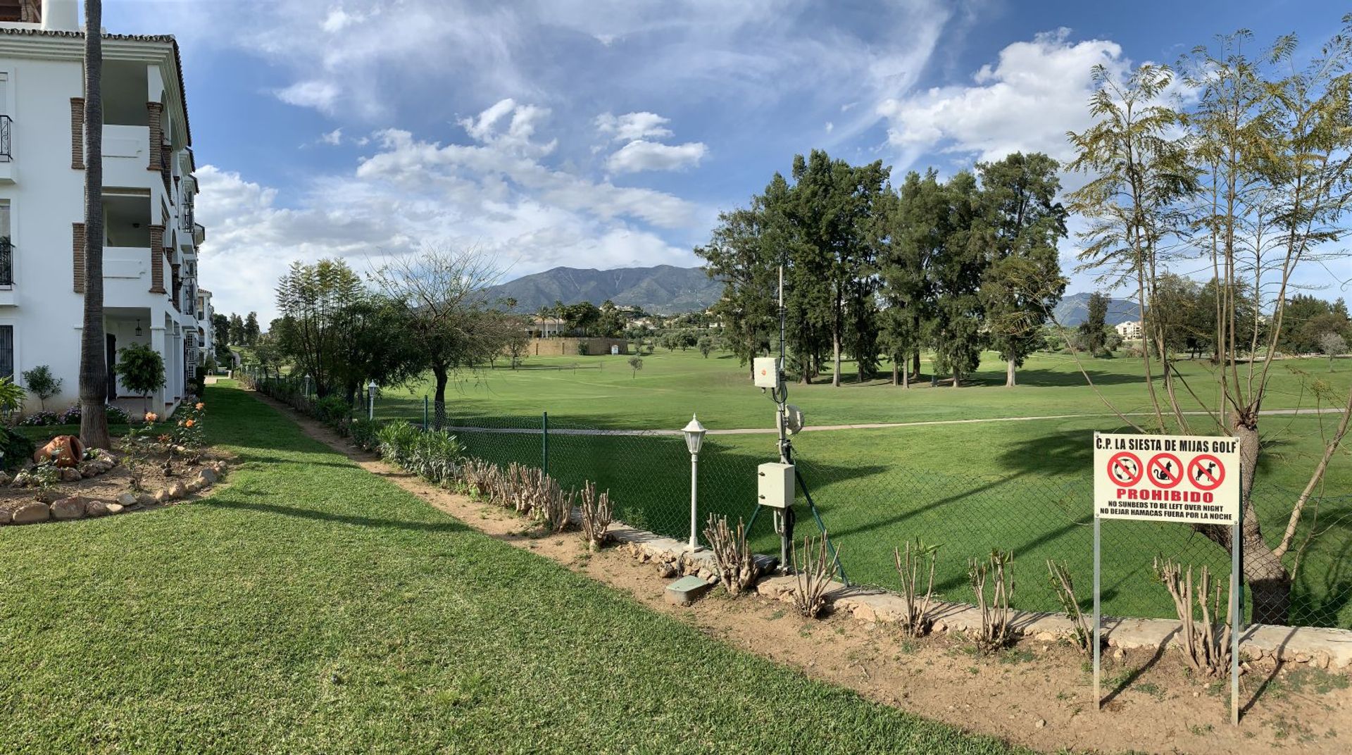 Condominium in Las Lagunas de Mijas, Andalucía 11884751