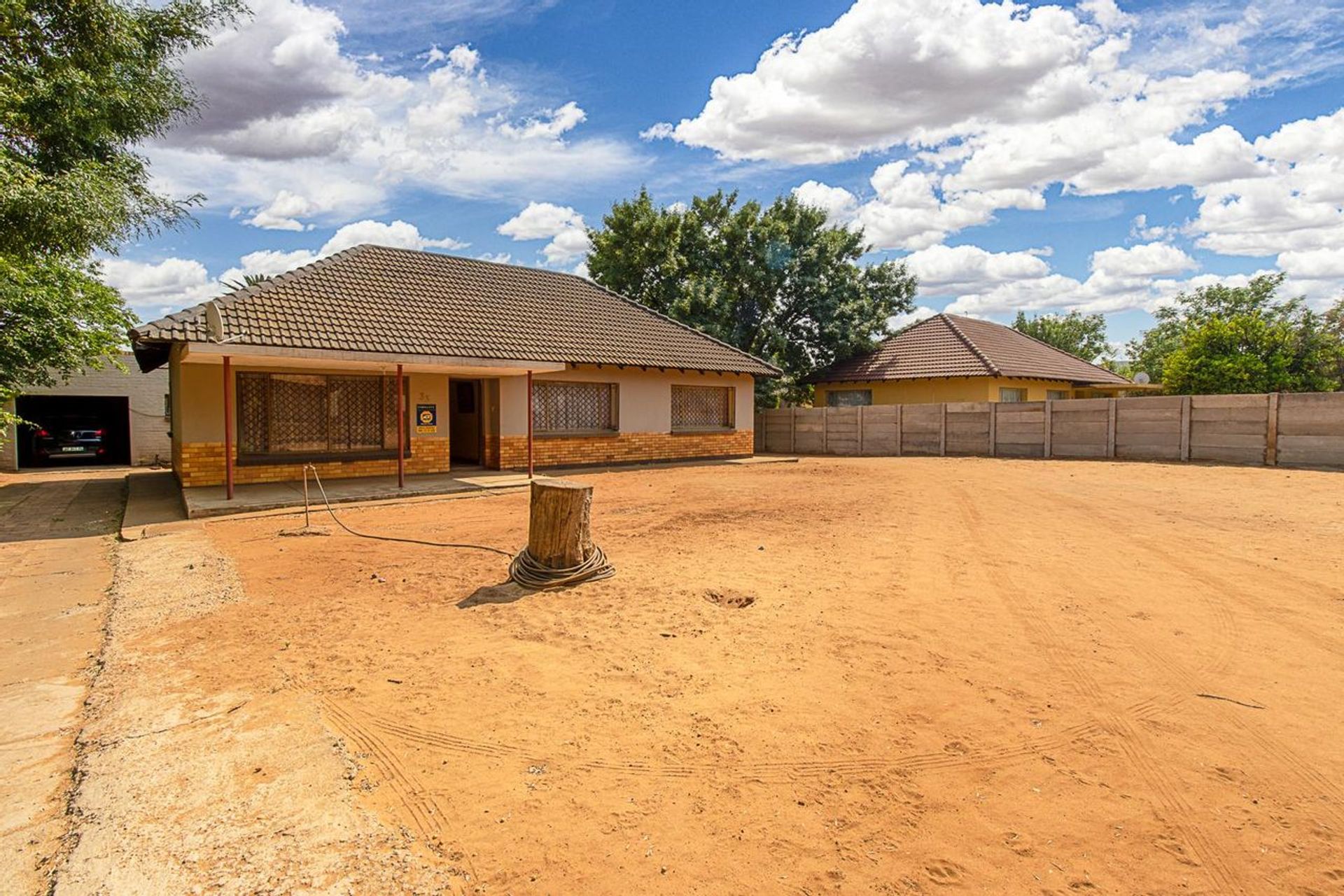 بيت في Stilfontein, North West 11885968