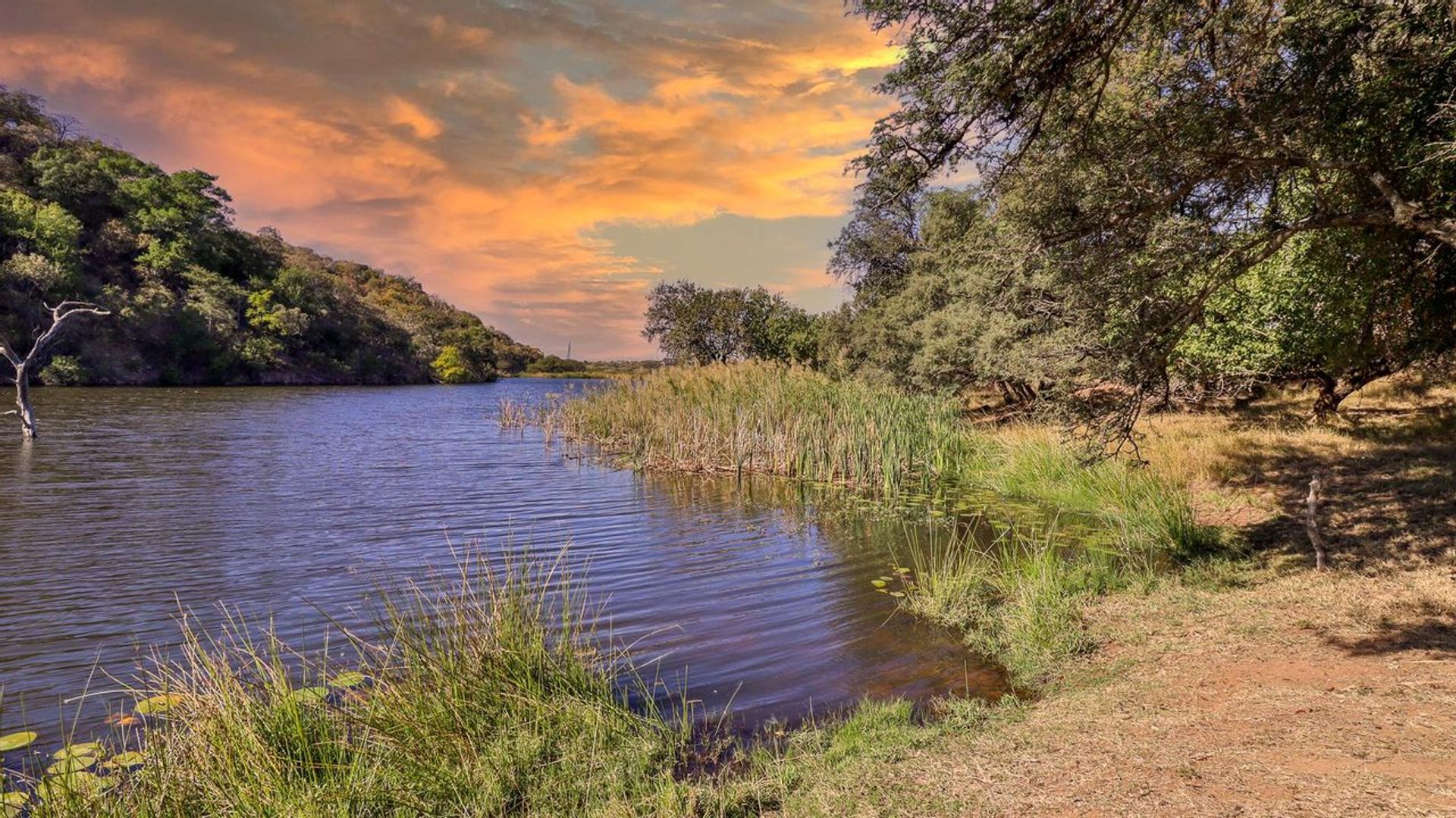 Tierra en baños calientes, Limpopo 11886020