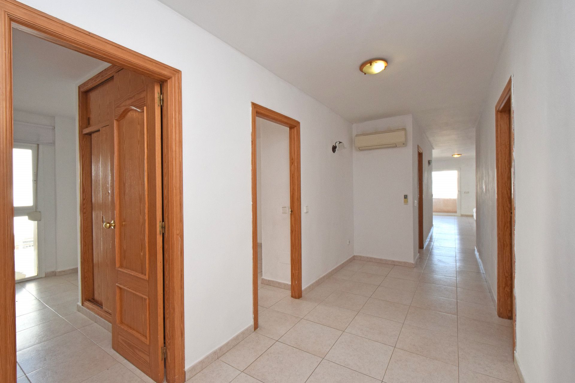 Condominio en Santa Eulària des Riu, Balearic Islands 11886078