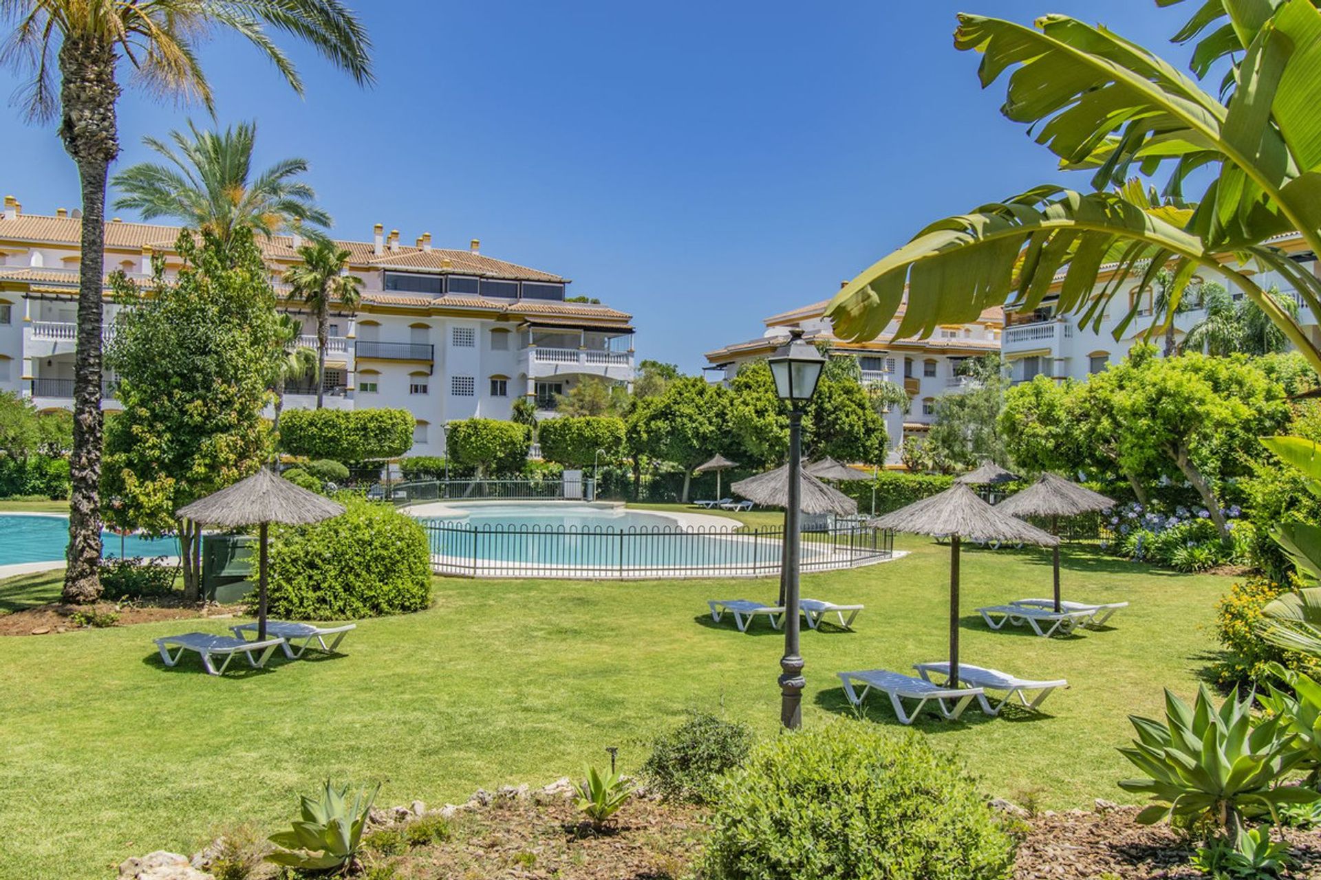 Condominium dans Marbella, Andalousie 11887407