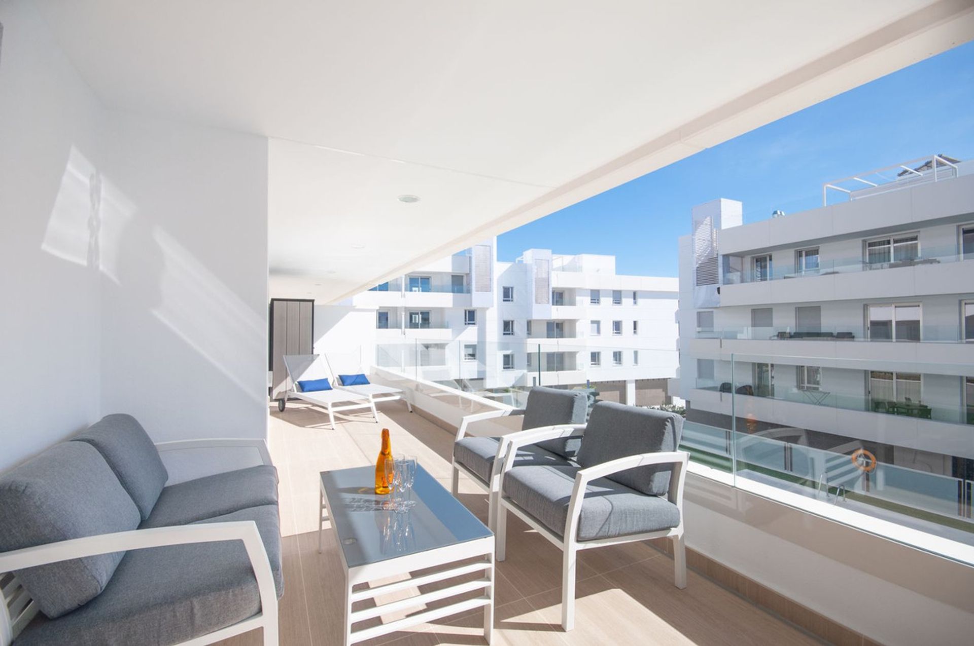 Condominio en San Pedro de Alcántara, Andalusia 11887409