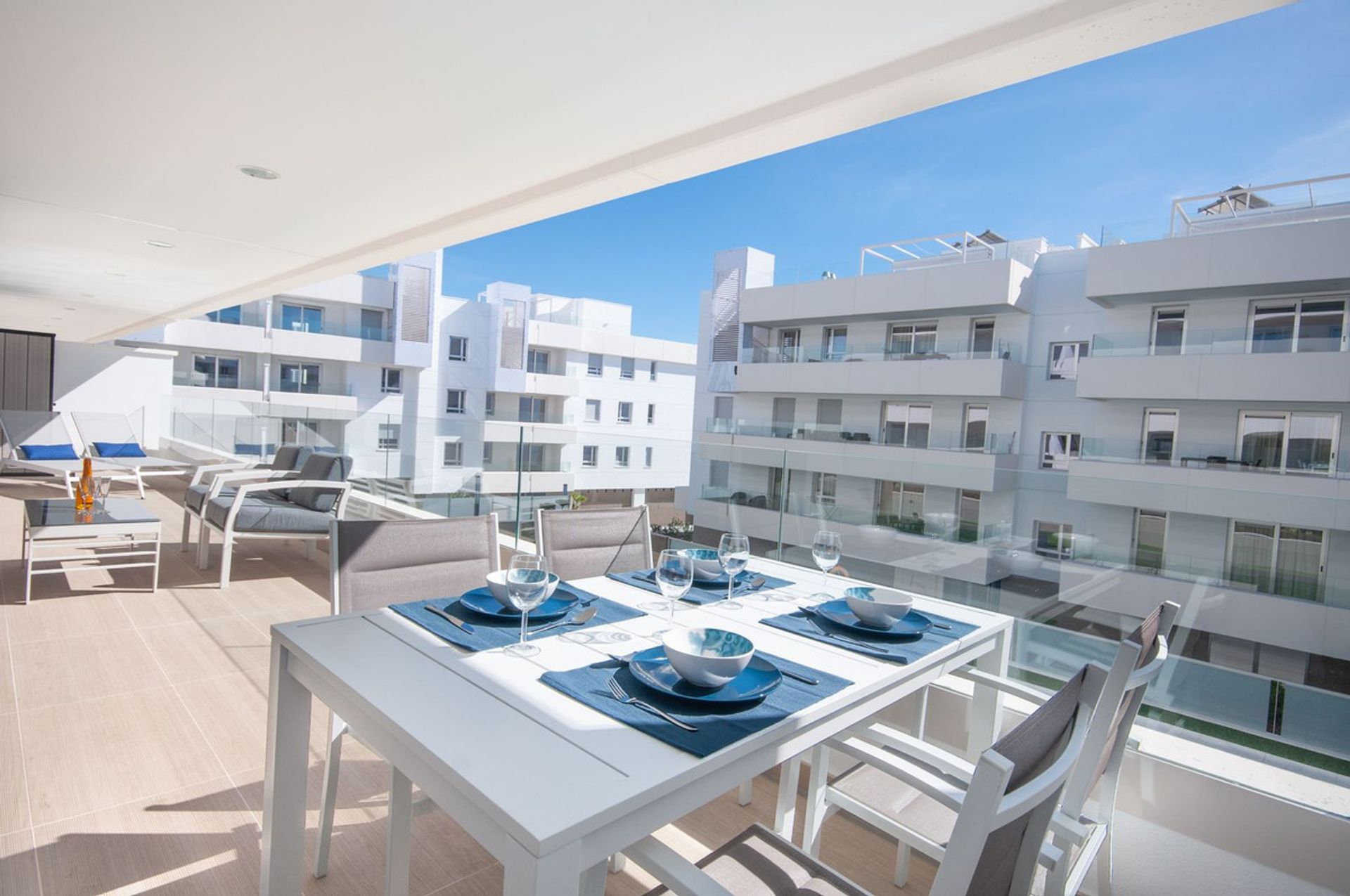 Condominio en San Pedro de Alcántara, Andalucía 11887409