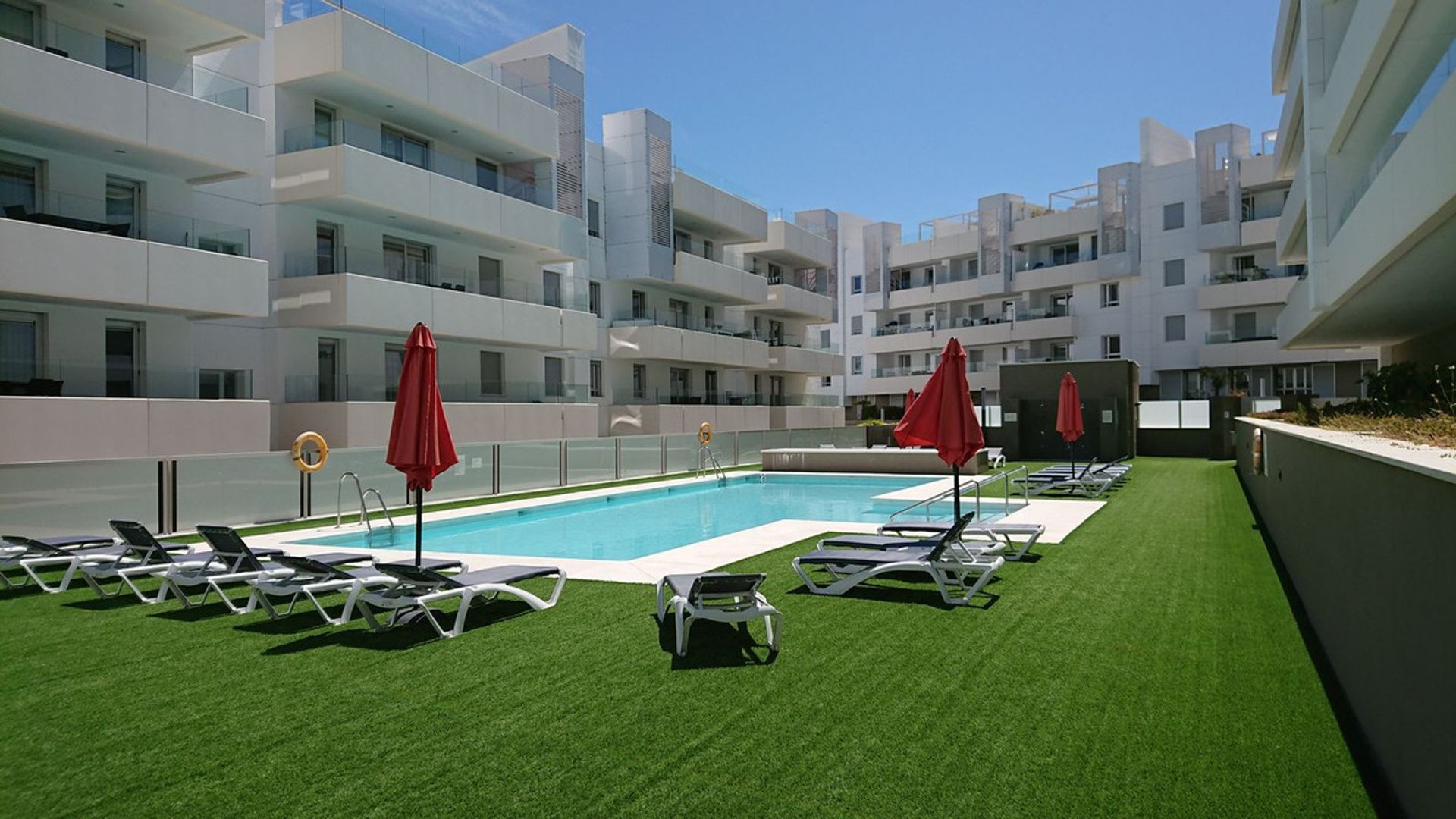 Condominio en San Pedro de Alcántara, Andalucía 11887409