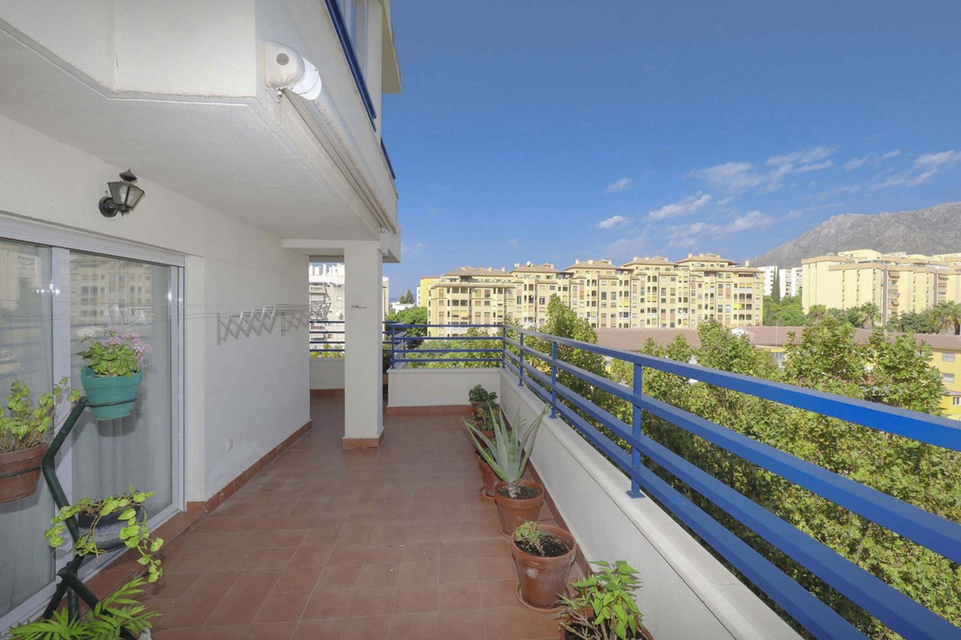 Condominium dans Marbella, Andalusia 11887462