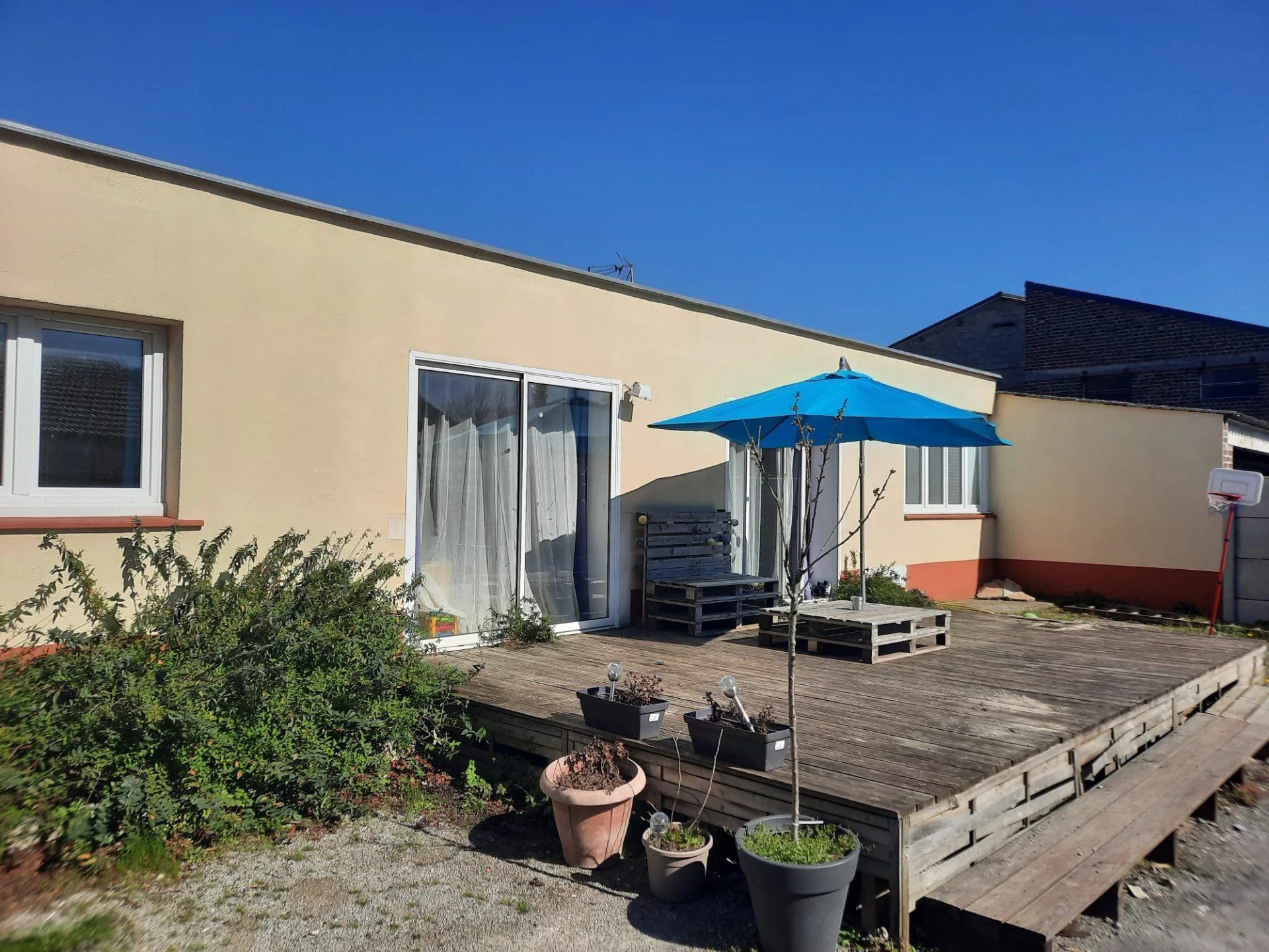 Huis in Sint-Quentin, Hauts-de-France 11888576