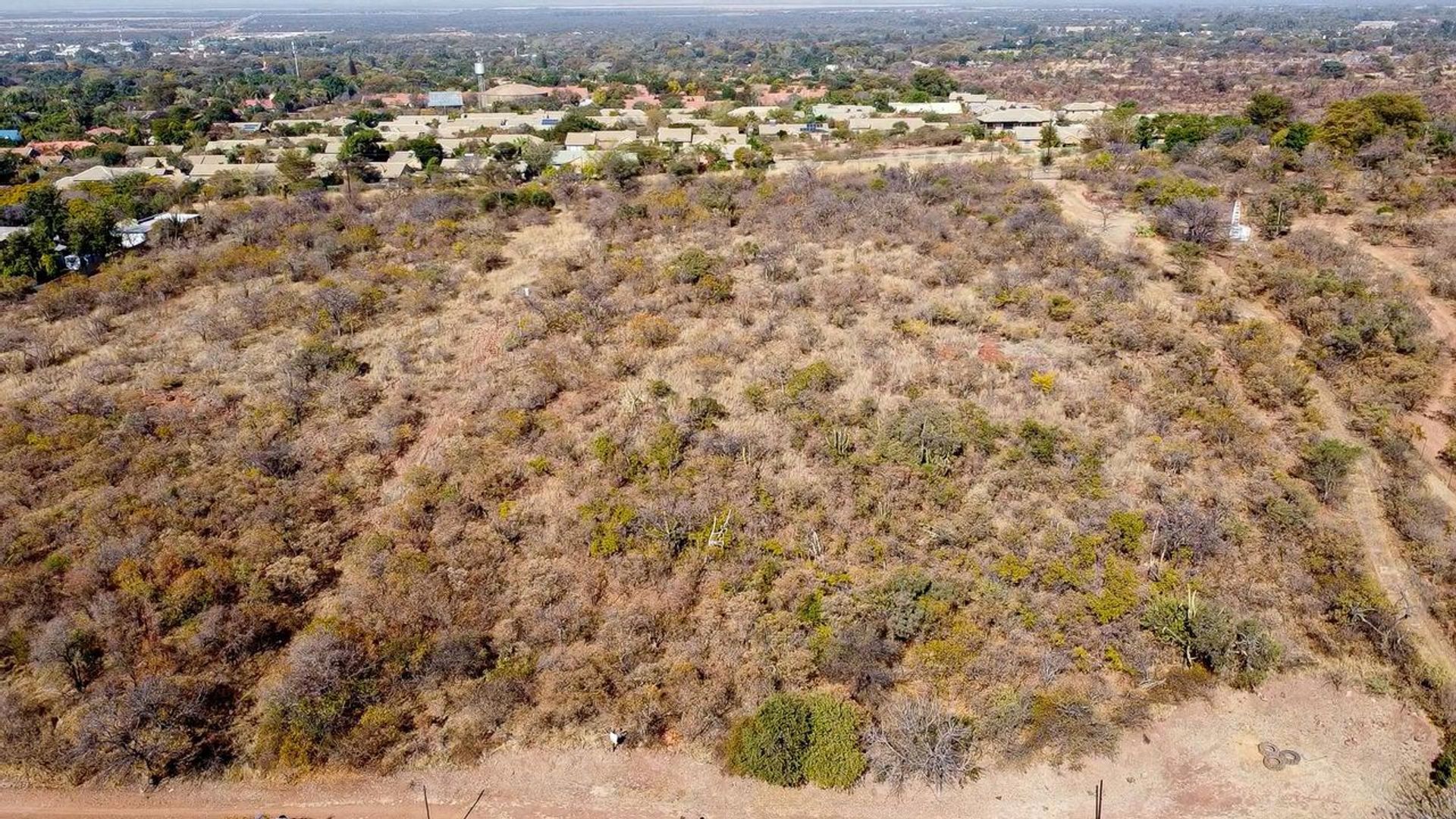 Tierra en baños calientes, Limpopo 11888773