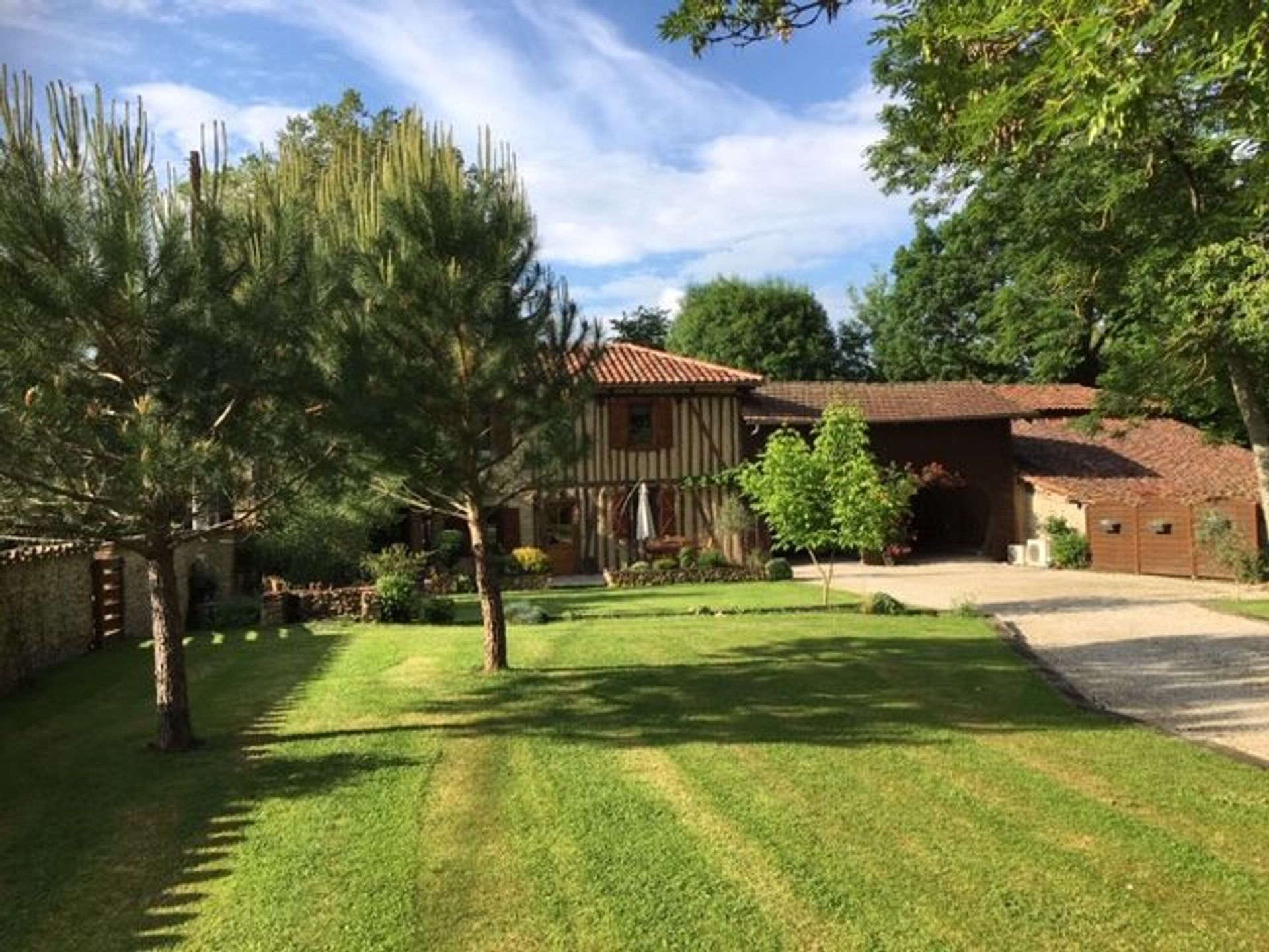 Huis in Castelnau-Magnoac, Occitanie 11889530