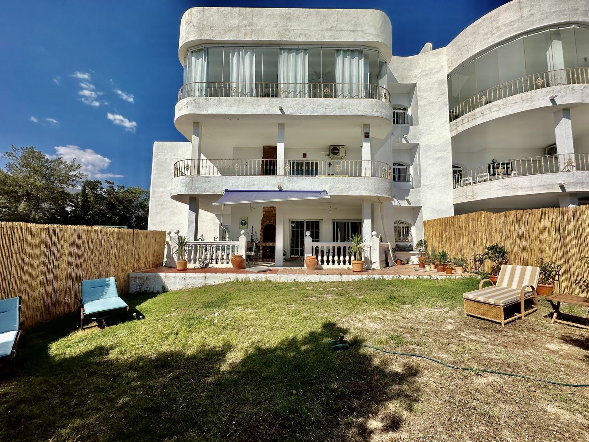 Condominio en Estepona, Andalucía 11890718