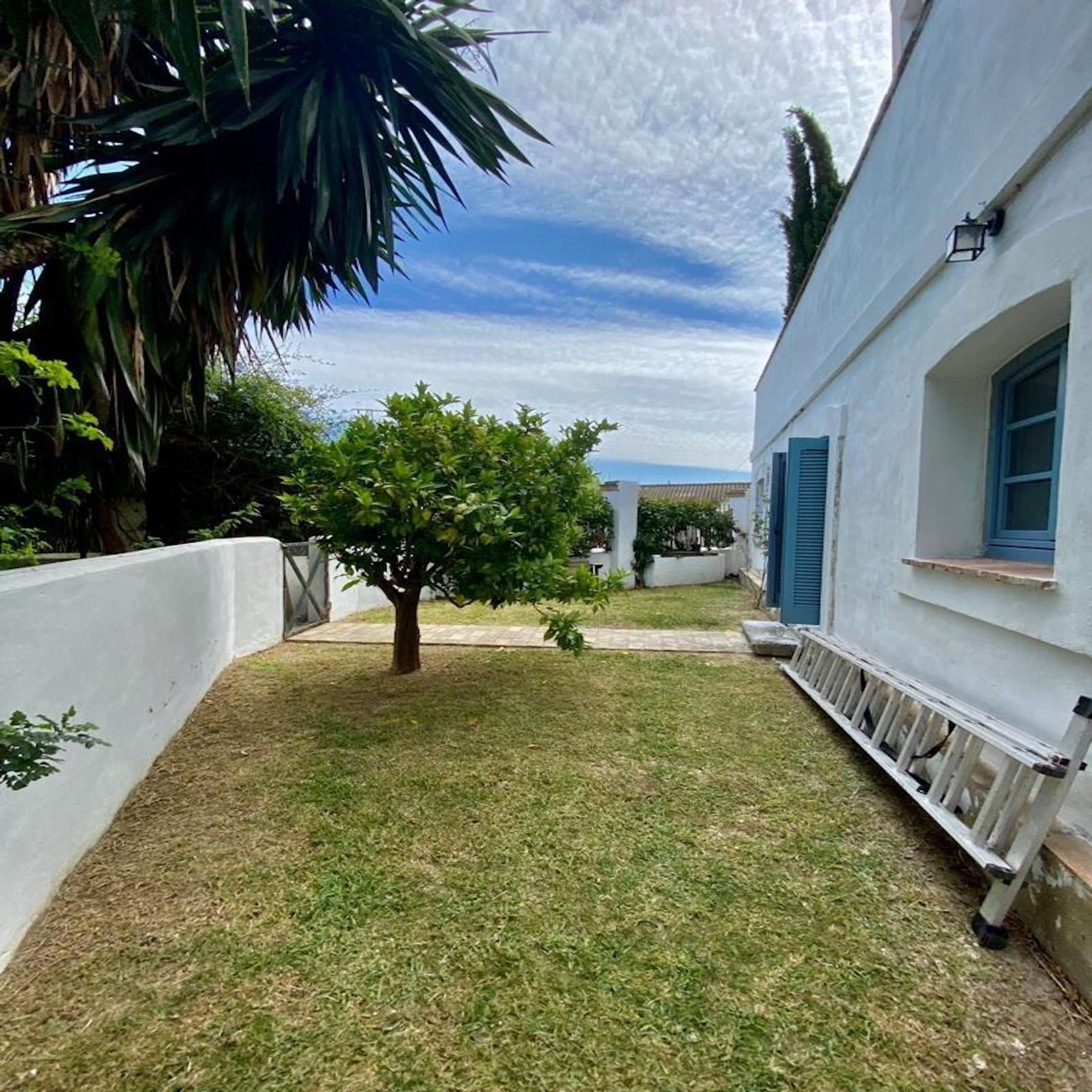 House in San Martín del Tesorillo, Andalucía 11890744